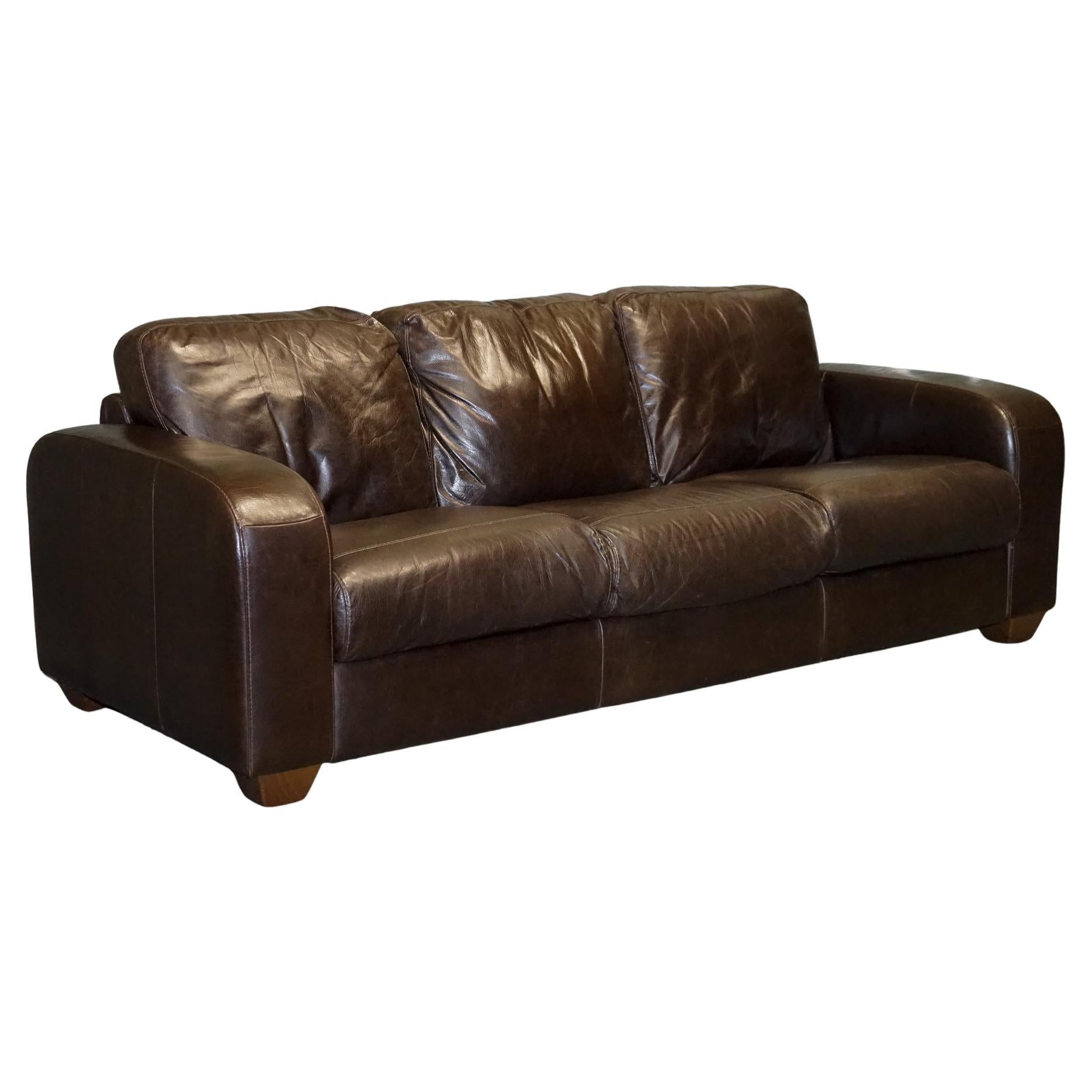 STUNNING VINTAGE CHOCOLATE BROWN LEATHER THREE SEATER SOFA BY SOFITALiA For Sale