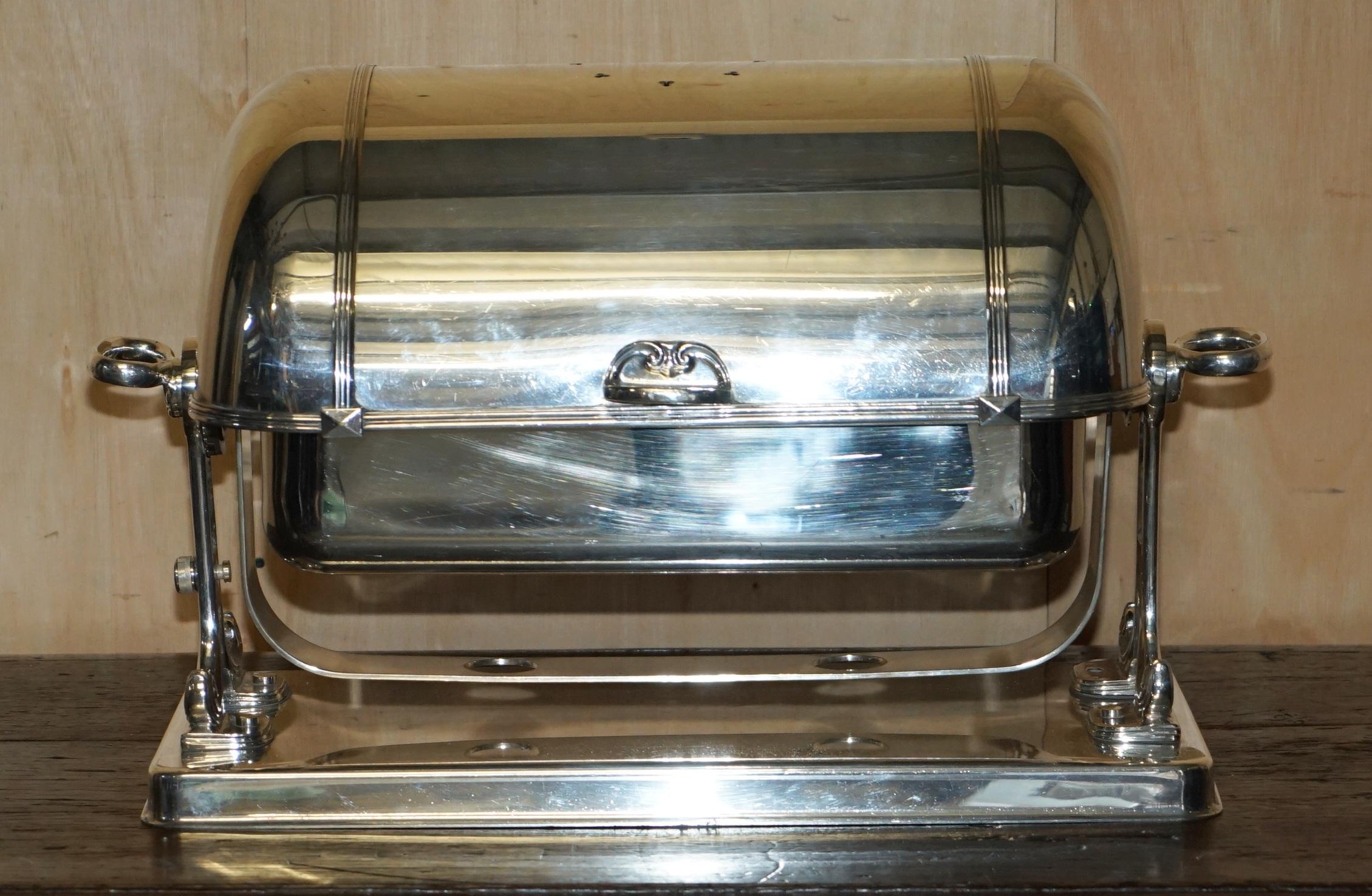 Royal House Antiques

Royal House Antiques ist erfreut, diese atemberaubende Epns Meat Server von Sambonet of Italy zum Verkauf anbieten zu können.

Bitte beachten Sie die Liefergebühr aufgeführt ist nur ein Leitfaden, es deckt innerhalb der M25 nur