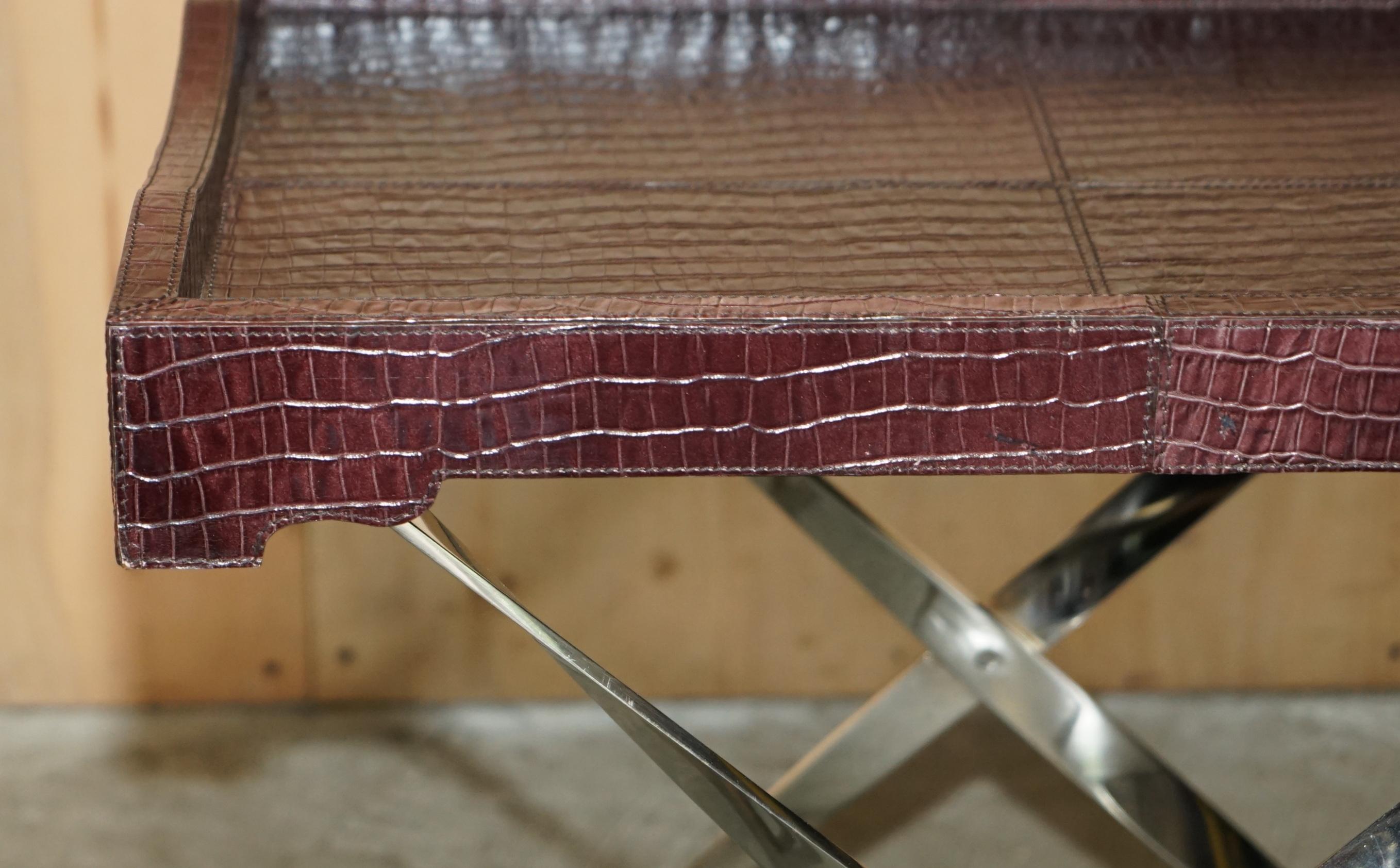 TABLE ALLIGATOR CROCODILE VINTAGE EN CUIR PATiNA AVEC CHROME TRAY en vente 2