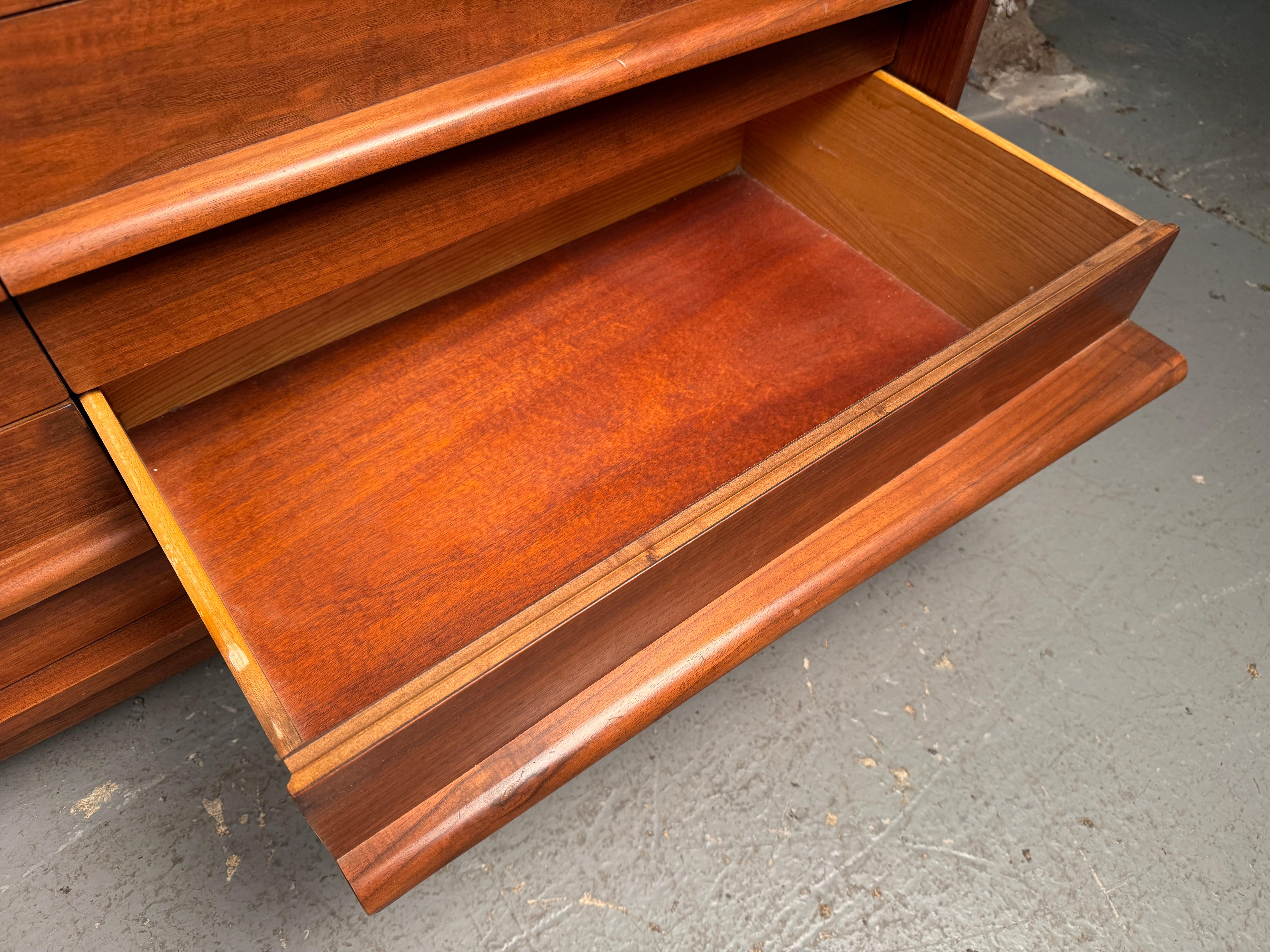 Stunning Vintage Curved Walnut Dresser by Young Manufacturing For Sale 9