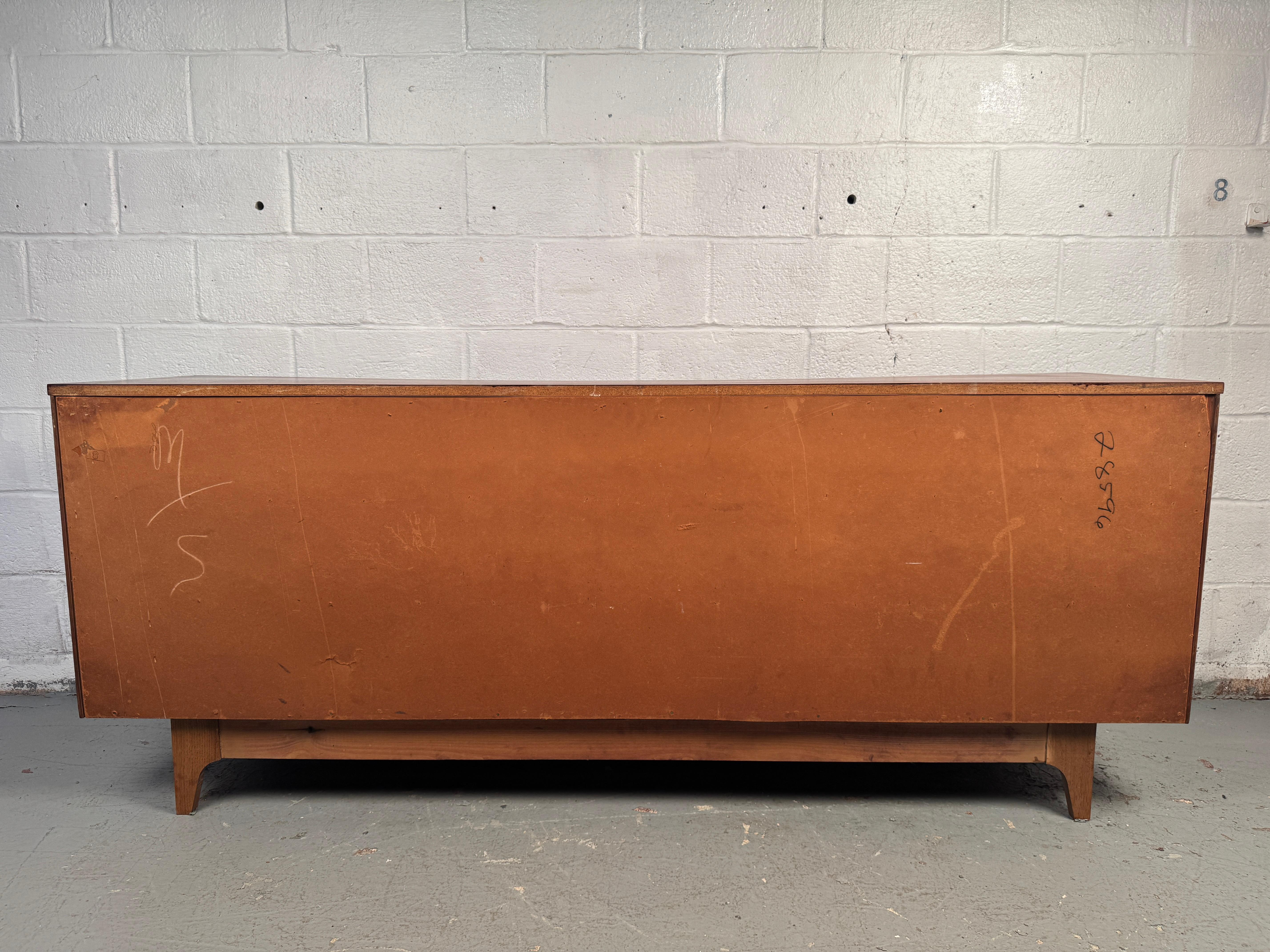 Stunning Vintage Curved Walnut Dresser by Young Manufacturing For Sale 11
