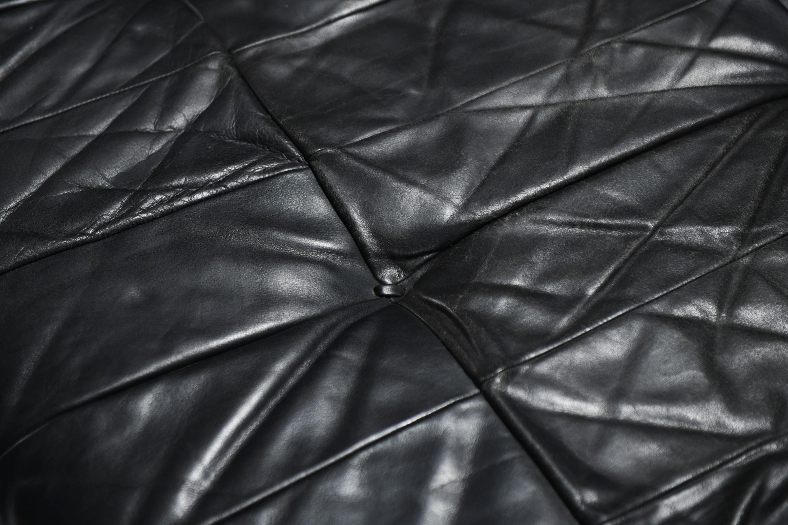 Stunning vintage Daybed DS-80 in rare black original leather by De Sede Swiss For Sale 7