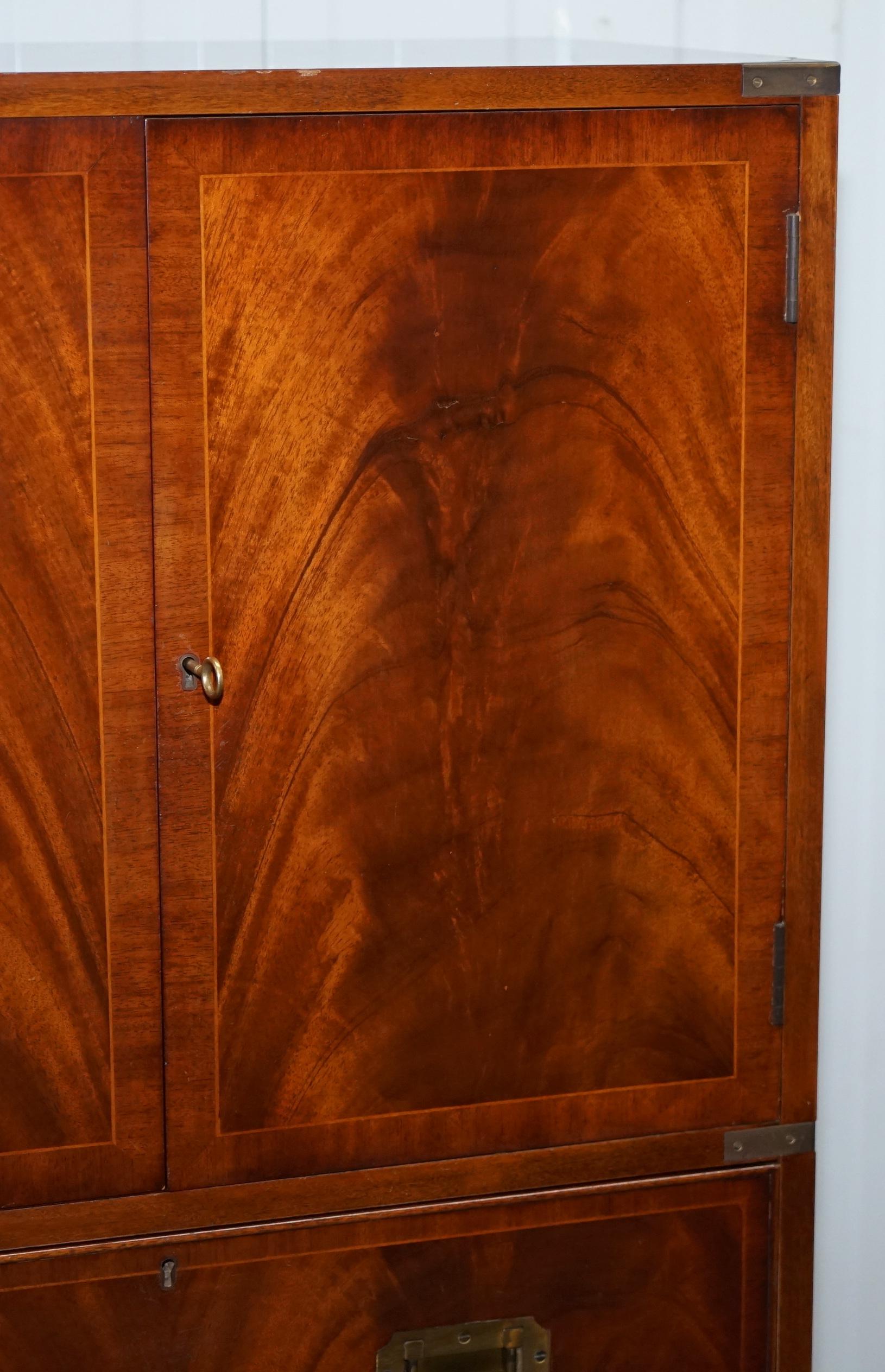 20th Century Stunning Vintage Drinks Military Campaign Cabinet Cupboard with Chest of Drawers