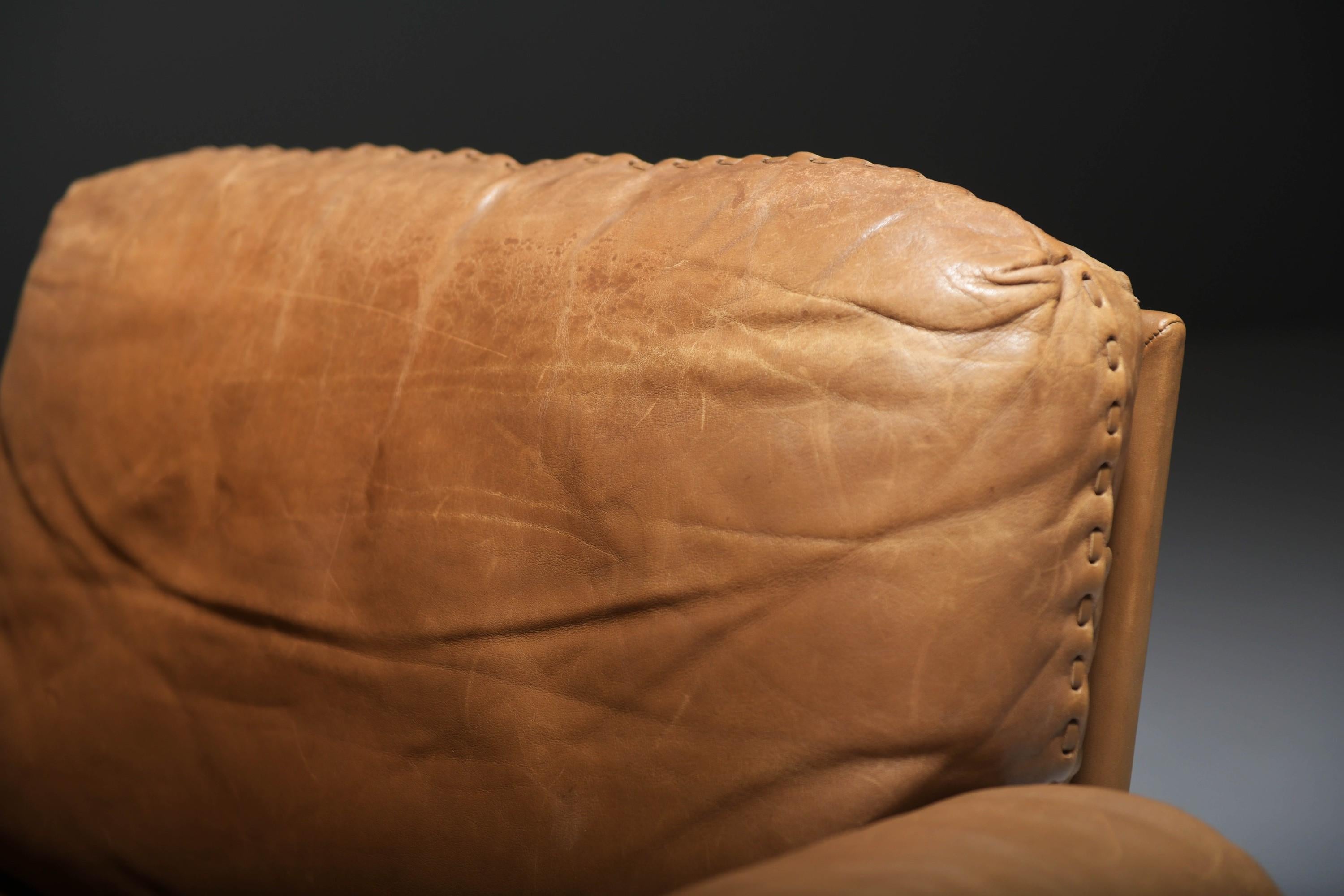 Stunning vintage DS 31 lounge chairs in cognac leather by De Sede Team - De Sede For Sale 11