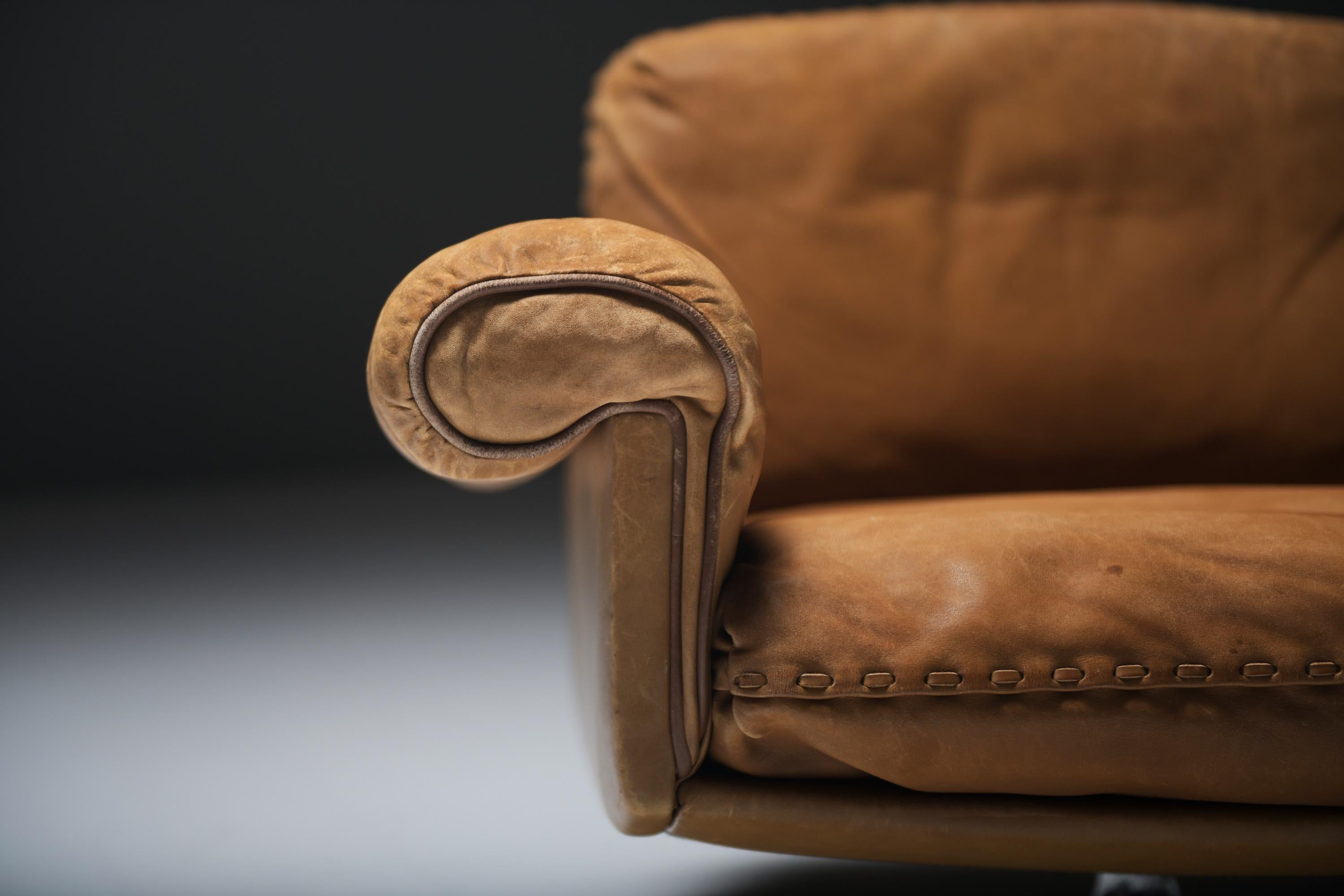 Stunning vintage DS 31 lounge chairs in cognac leather by De Sede Team - De Sede For Sale 4