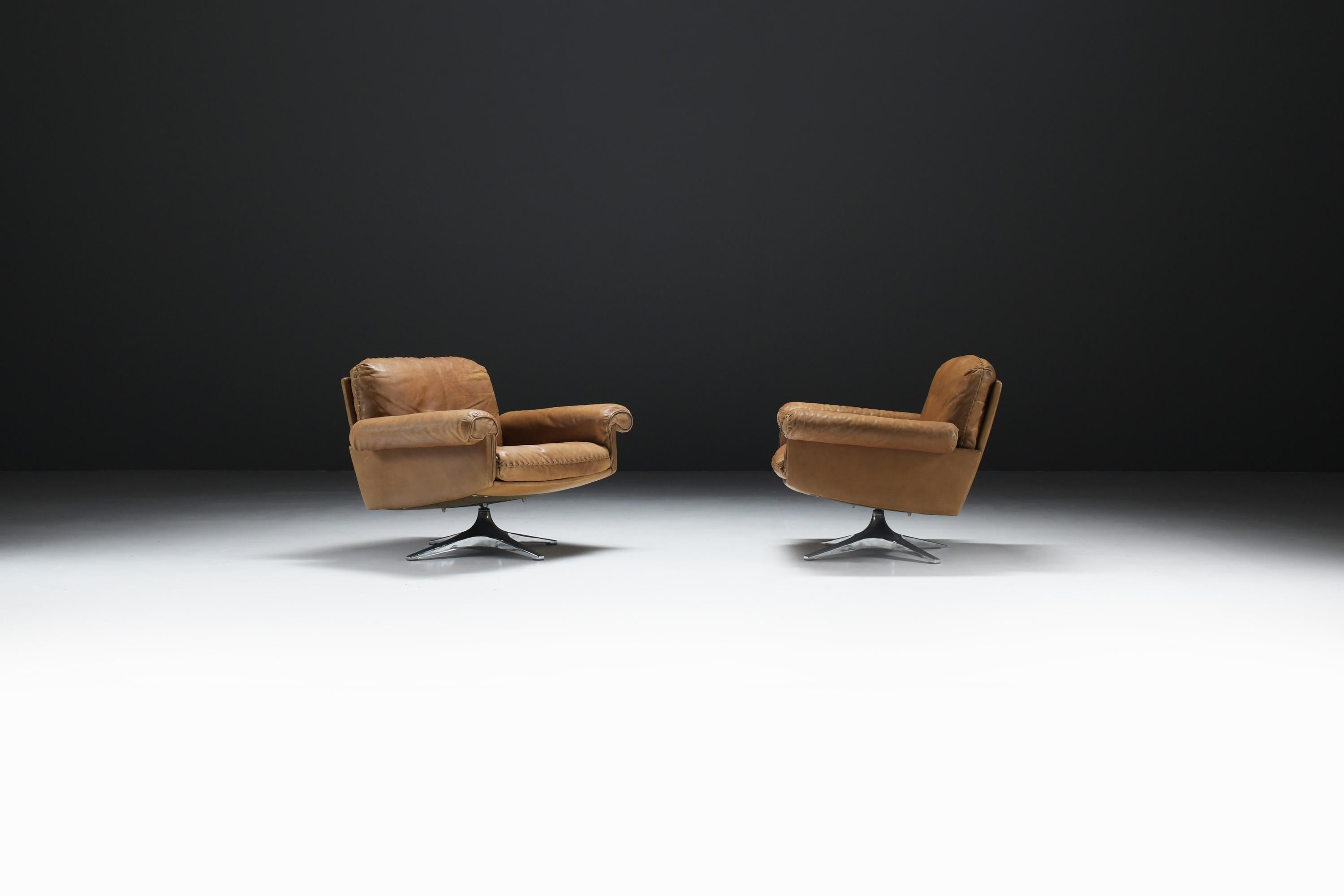 20th Century Stunning vintage DS 31 lounge chairs in cognac leather by De Sede Team - De Sede For Sale