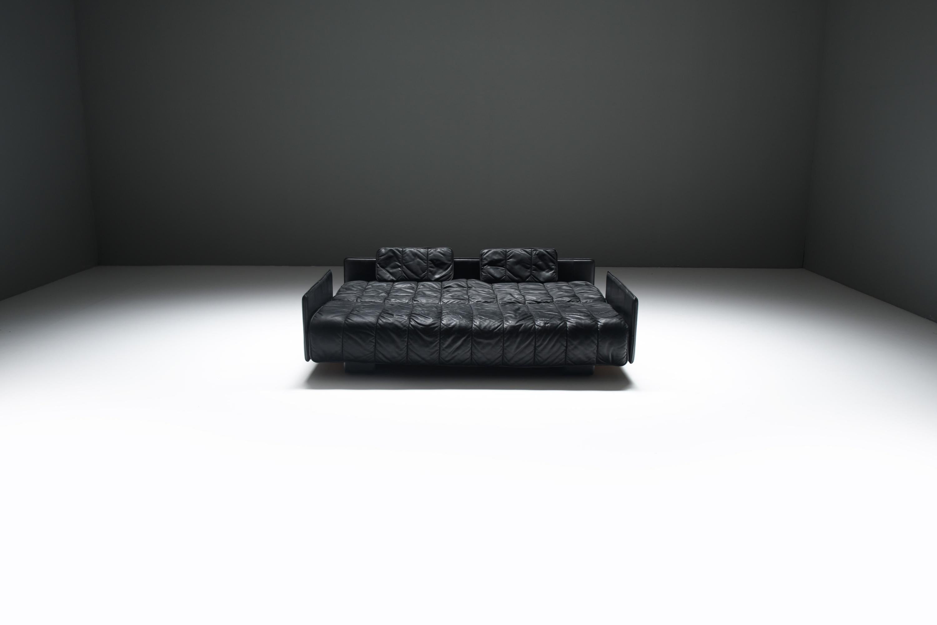 Superbe canapé/lit de repos DS-69 vintage en cuir noir par l'équipe De Sede pour De Sede en vente 5