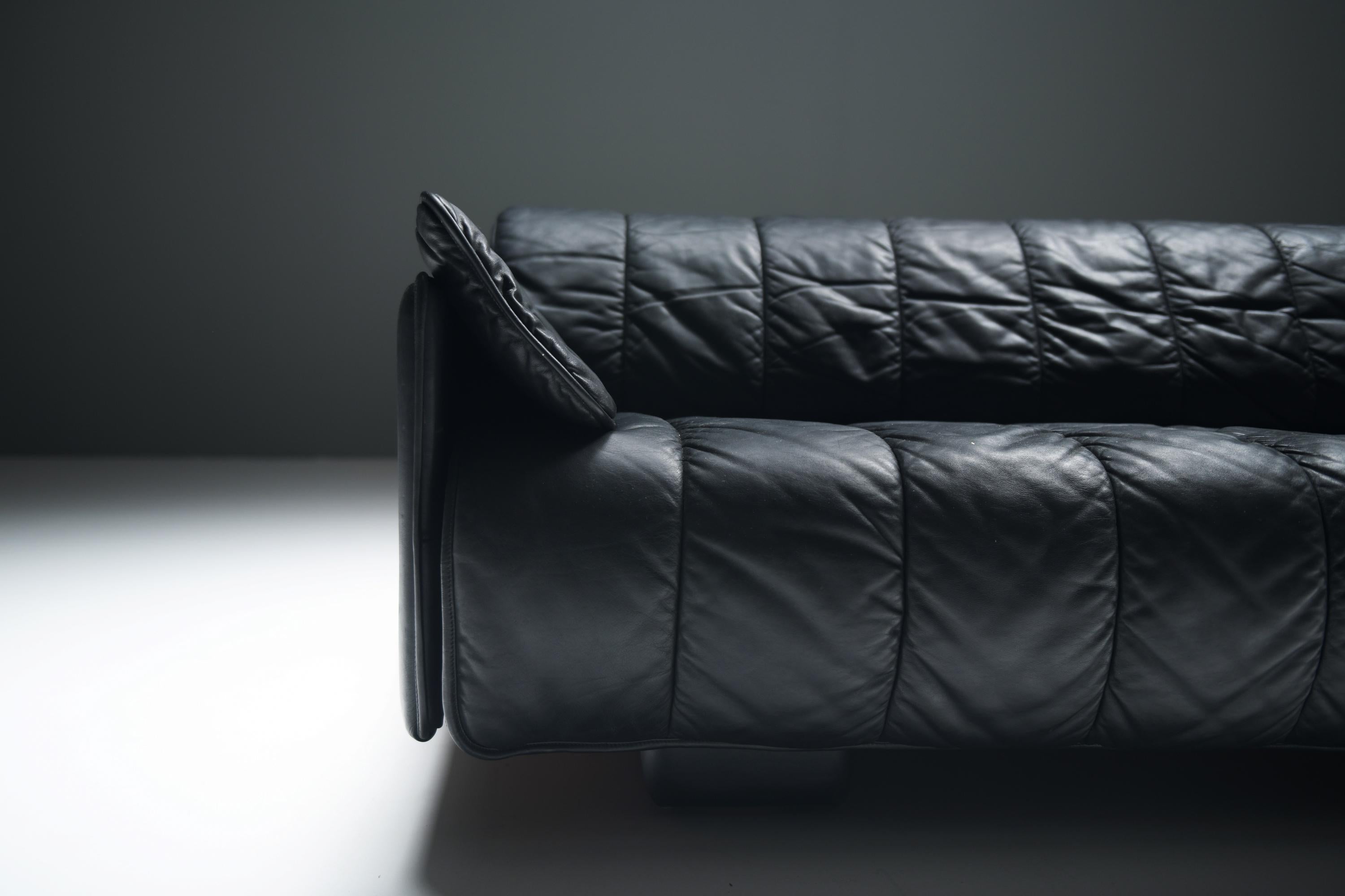 Superbe canapé/lit de repos DS-69 vintage en cuir noir par l'équipe De Sede pour De Sede en vente 2