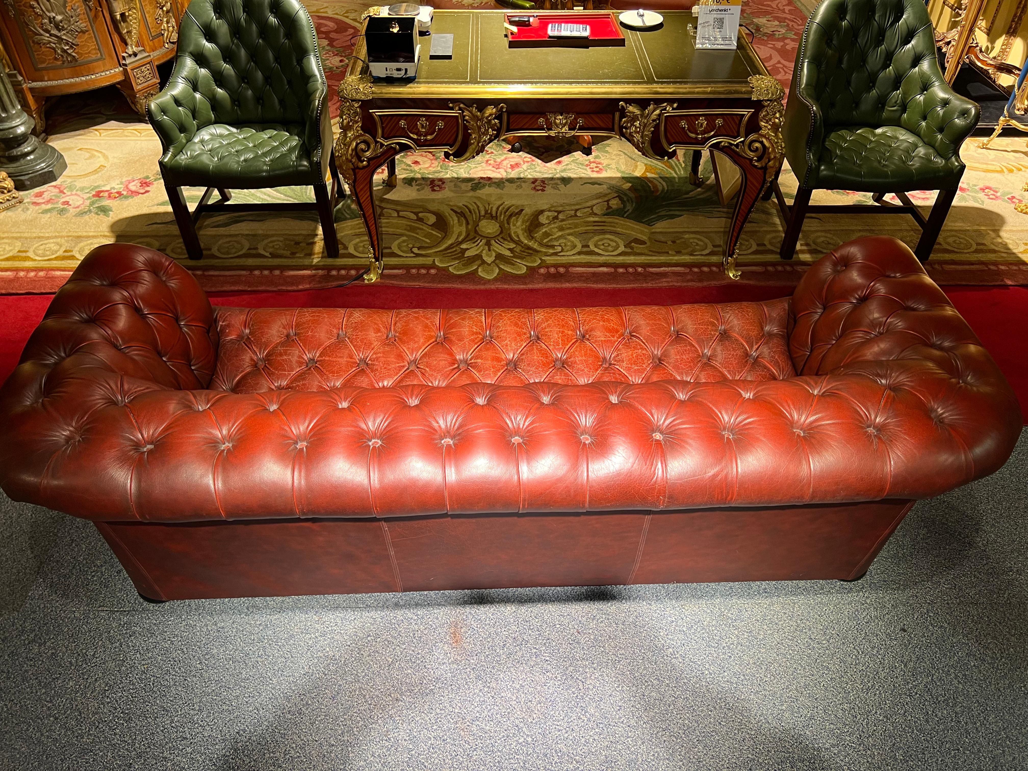 Stunning Vintage English Red Leather Chesterfield 3 Seater Sofa For Sale 10
