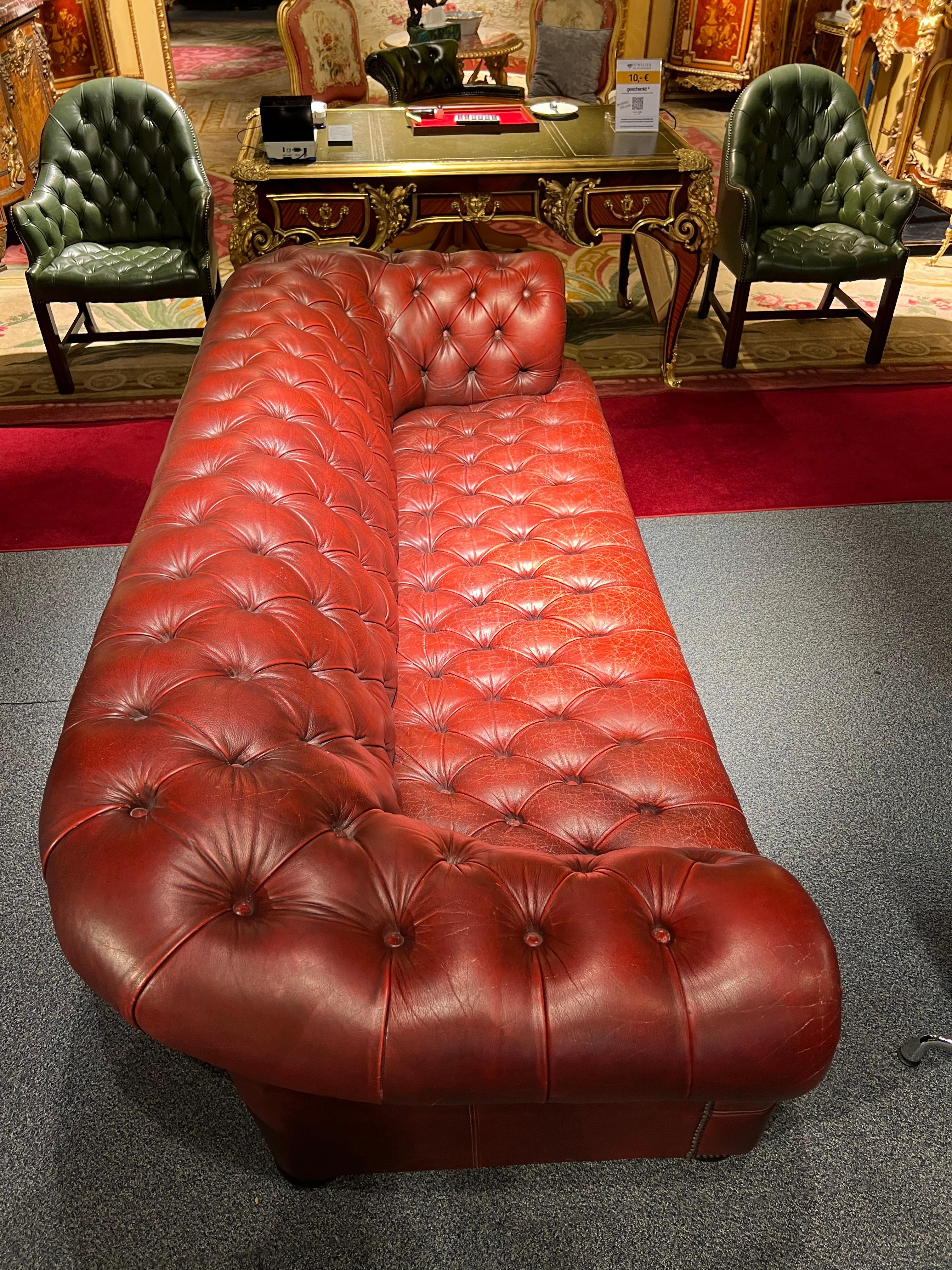 Stunning Vintage English Red Leather Chesterfield 3 Seater Sofa For Sale 1