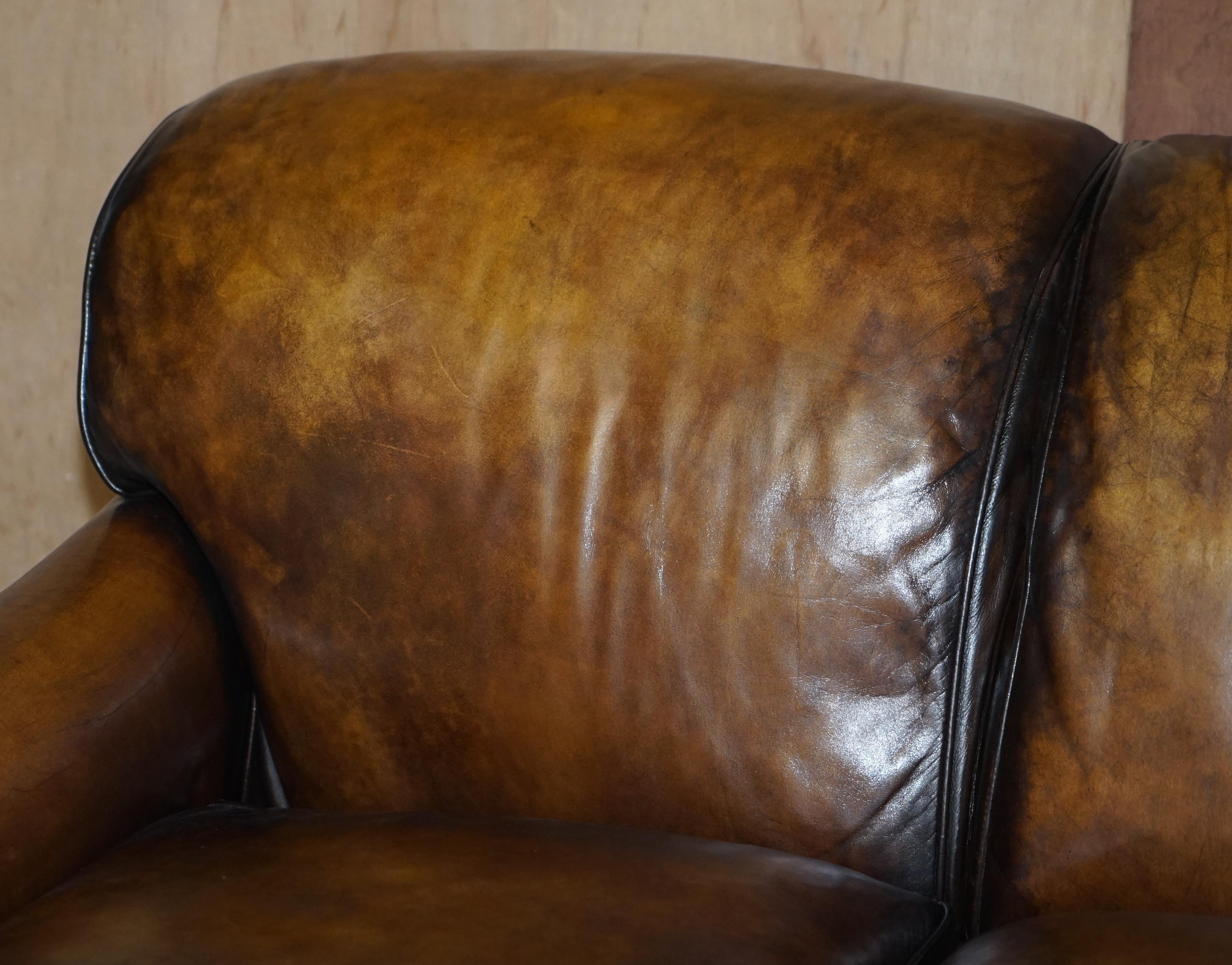 Stunning Vintage Fully Restored Hand Dyed Brown Leather Howards & Son Style Sofa For Sale 3
