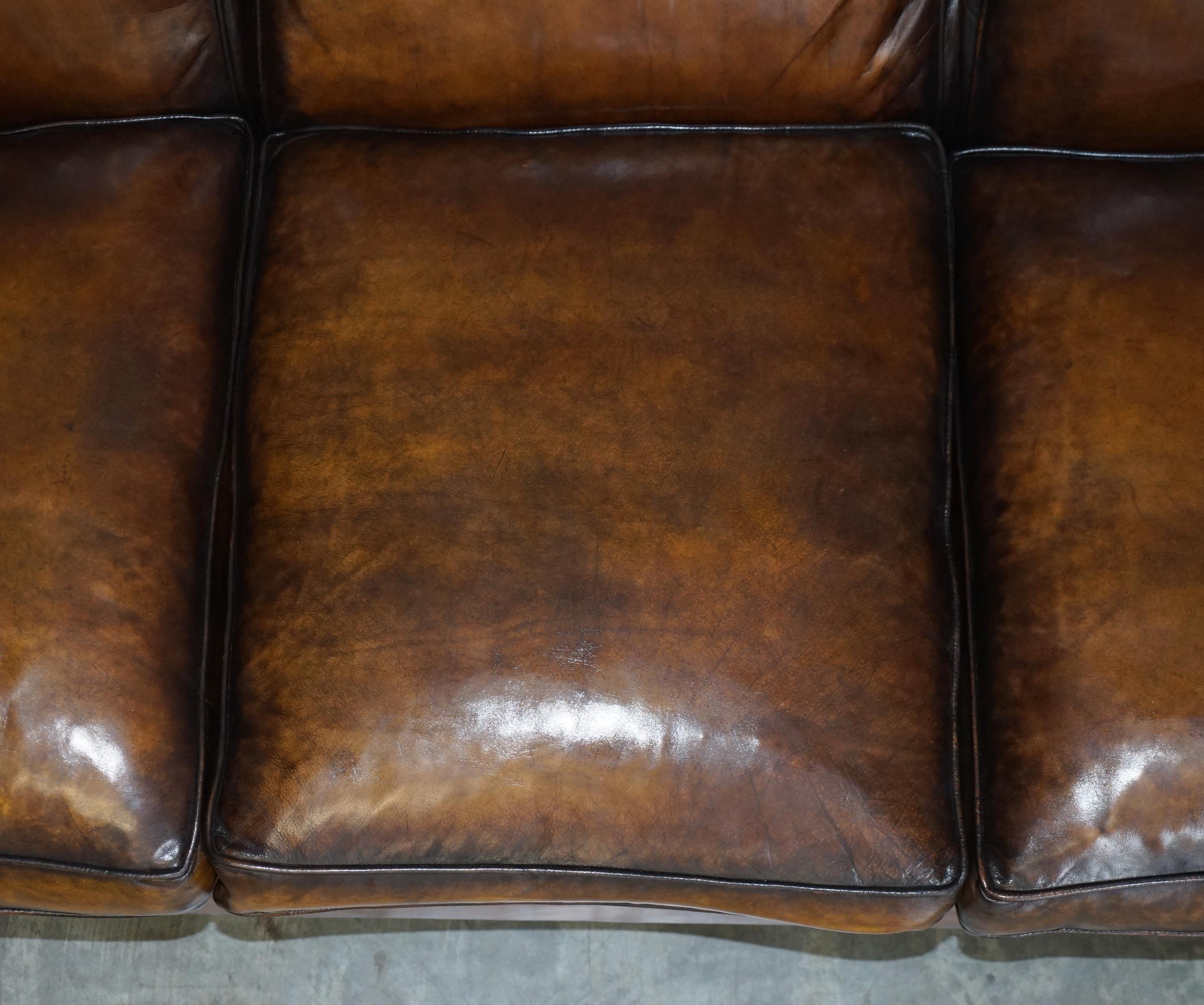 Stunning Vintage Fully Restored Hand Dyed Brown Leather Howards & Son Style Sofa For Sale 1