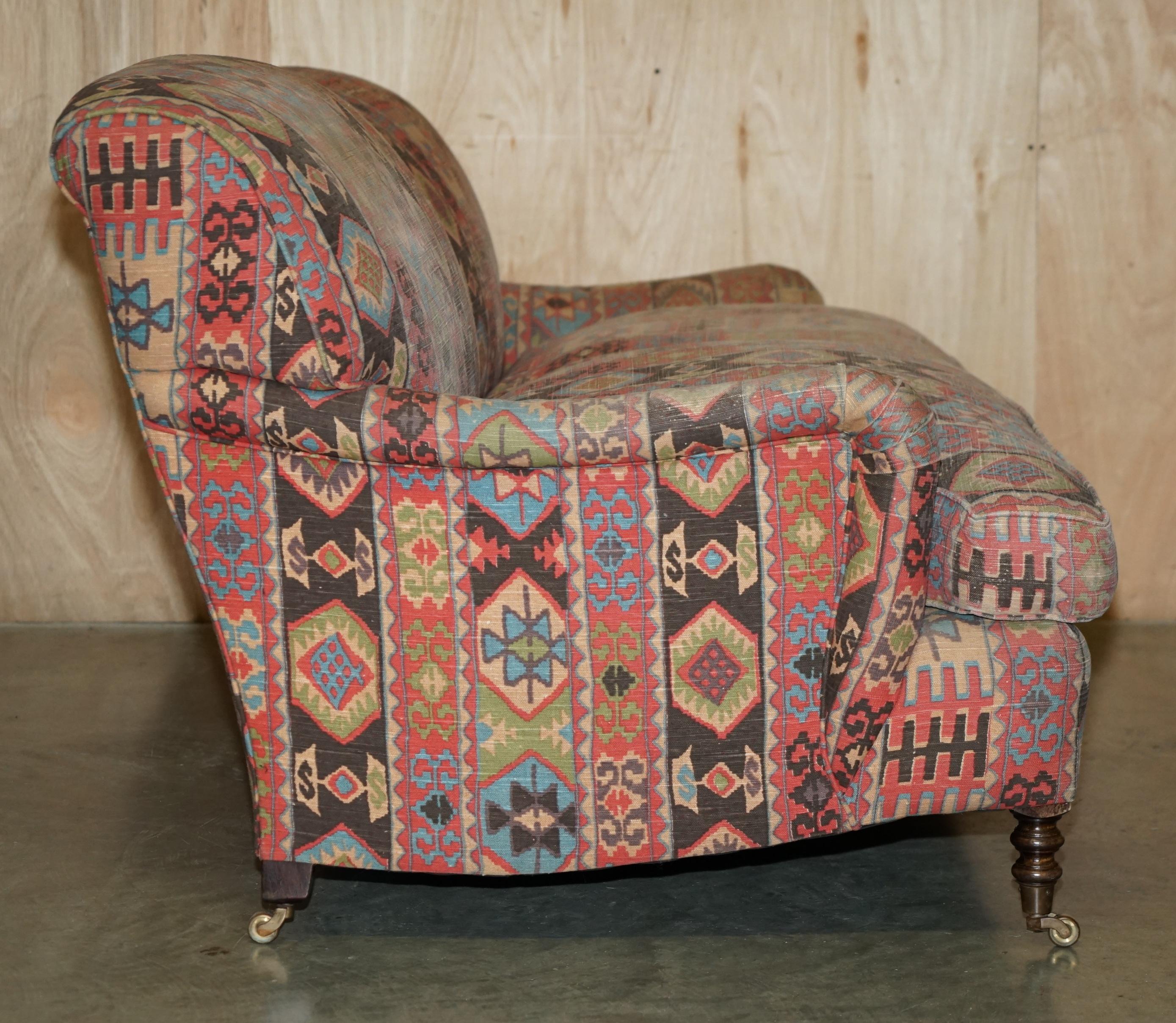 STUNNING ViNTAGE GEORGE SMITH MADE FOR LIBERTY'S LONDON KILIM THREE SEAT SOFA For Sale 4