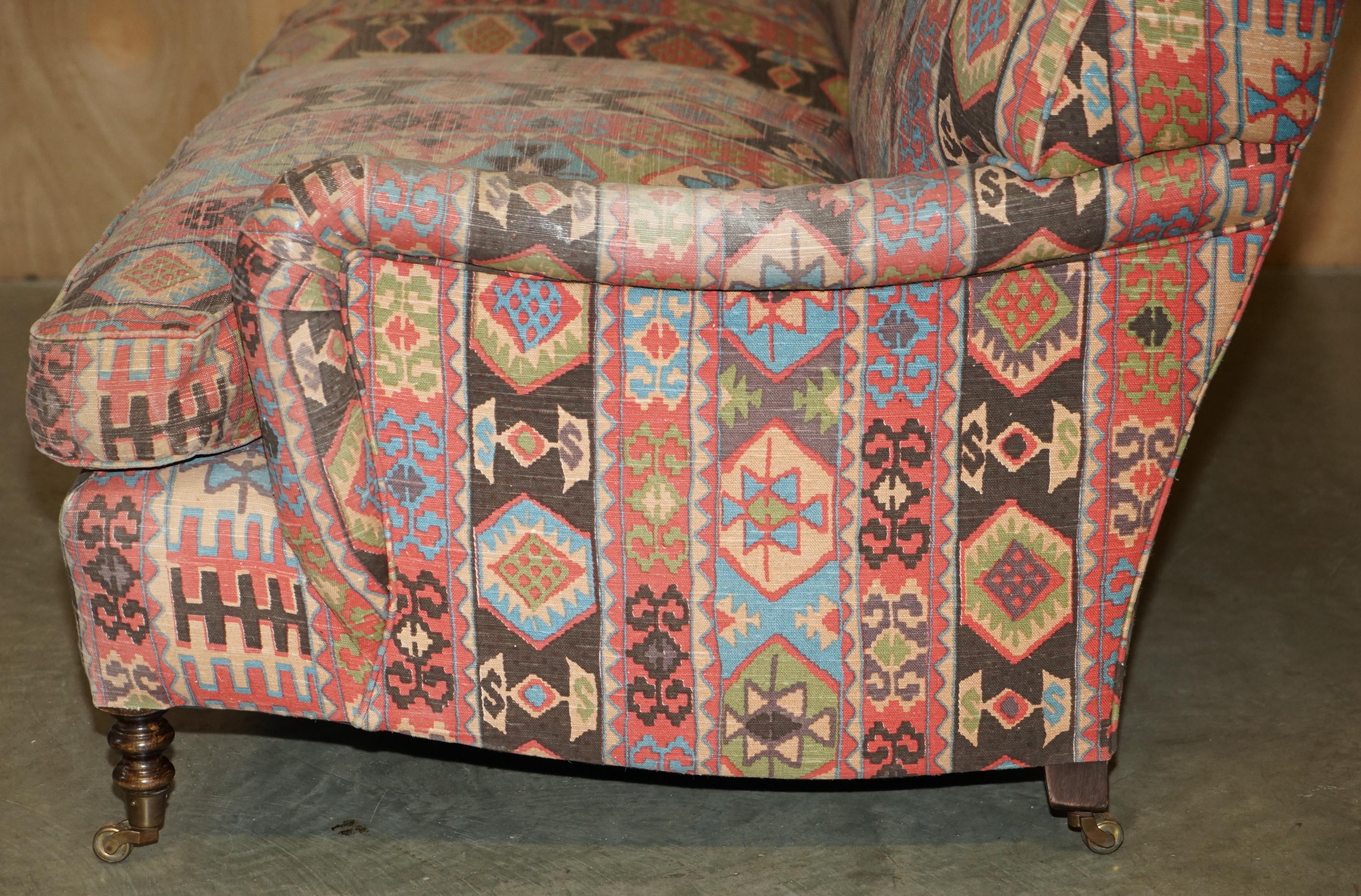 STUNNING ViNTAGE GEORGE SMITH MADE FOR LIBERTY'S LONDON KILIM THREE SEAT SOFA For Sale 7