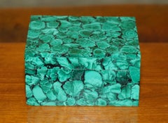 STUNNING VINTAGE HAND CARVED SOLID MALACHITE RECTANGLE TRiNKET JEWELLERY BOX