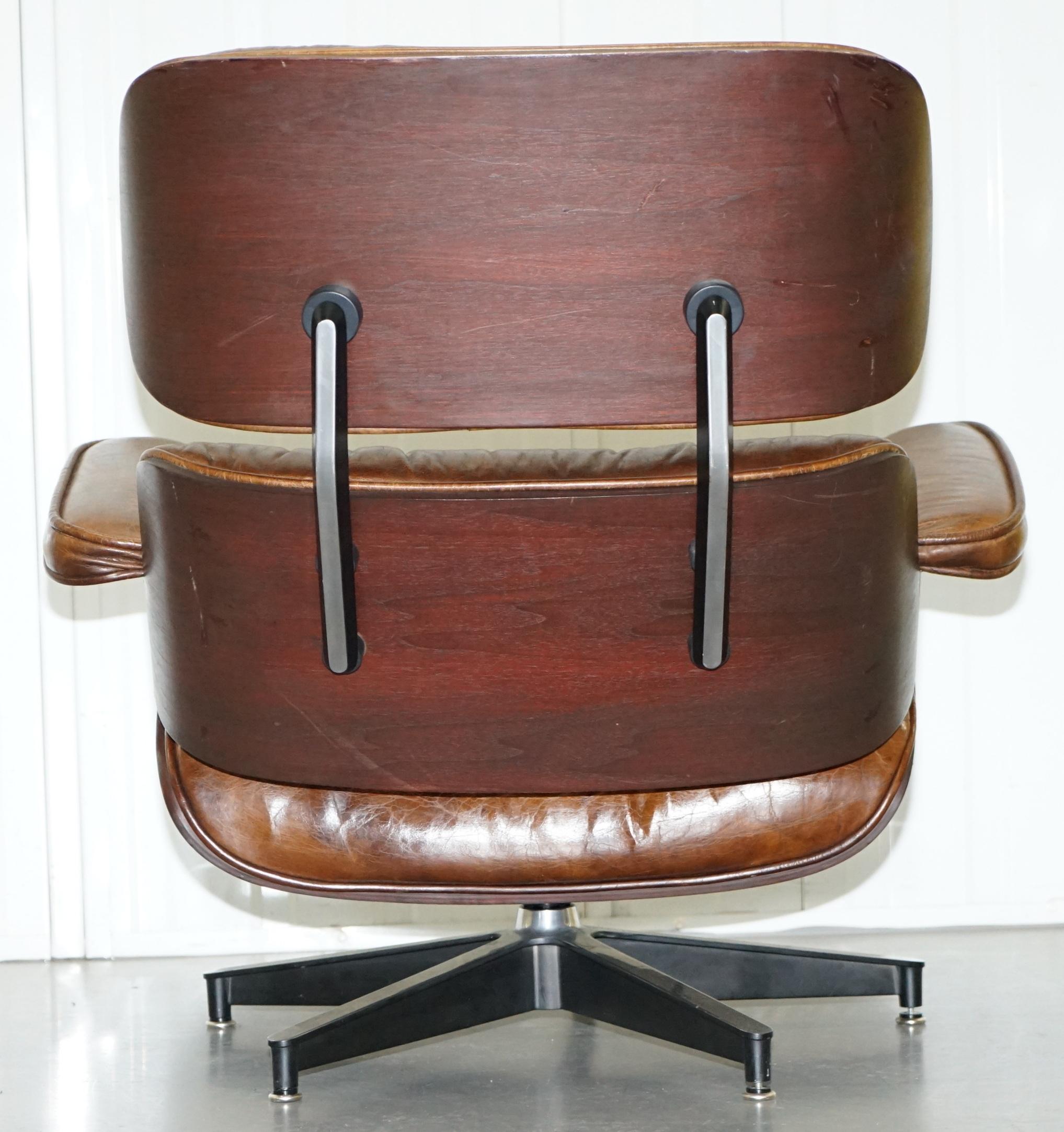 Stunning Vintage Heritage Brown Leather Lounge Armchair and Matching Ottoman 6