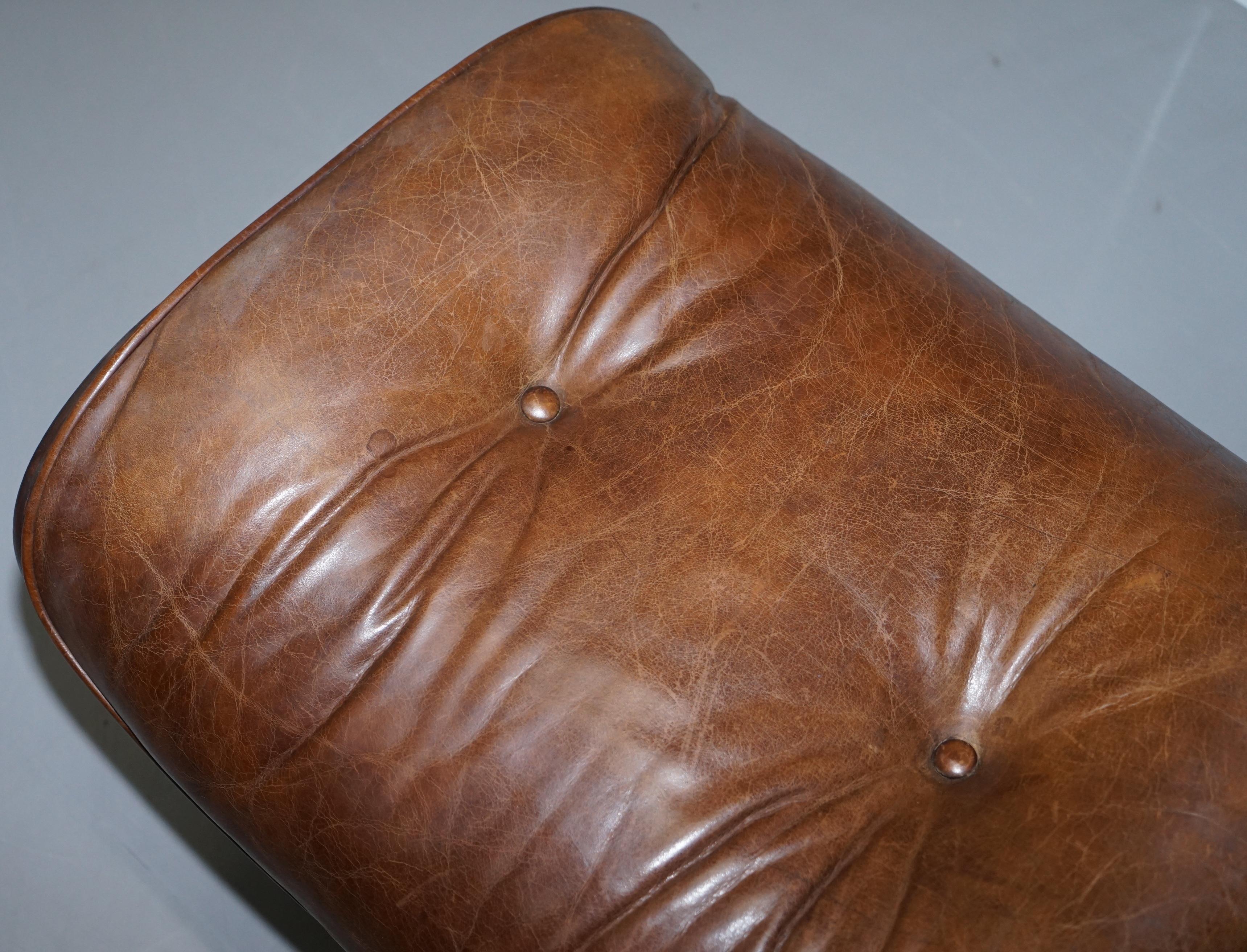 Stunning Vintage Heritage Brown Leather Lounge Armchair and Matching Ottoman 12