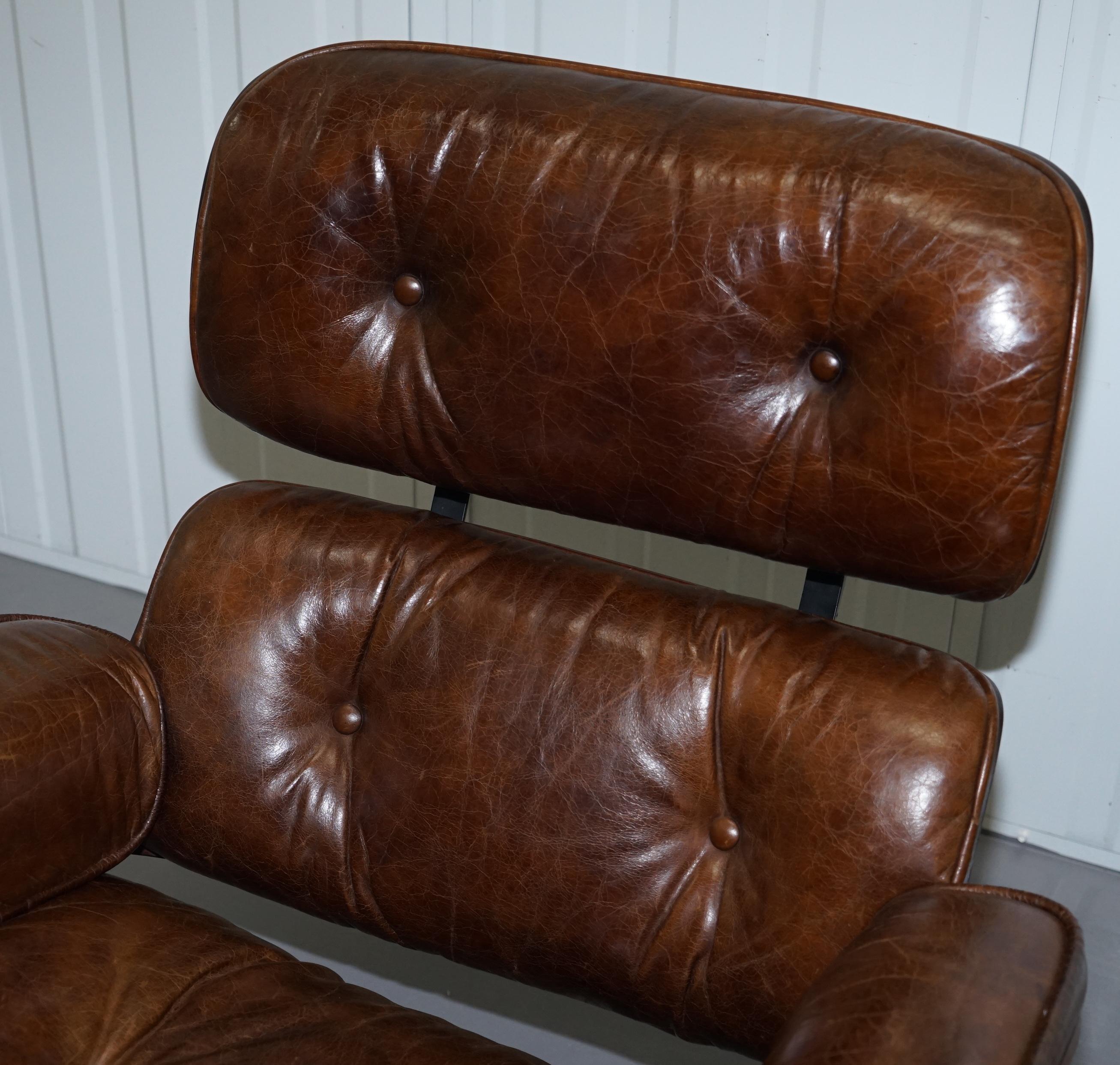 Modern Stunning Vintage Heritage Brown Leather Lounge Armchair and Matching Ottoman