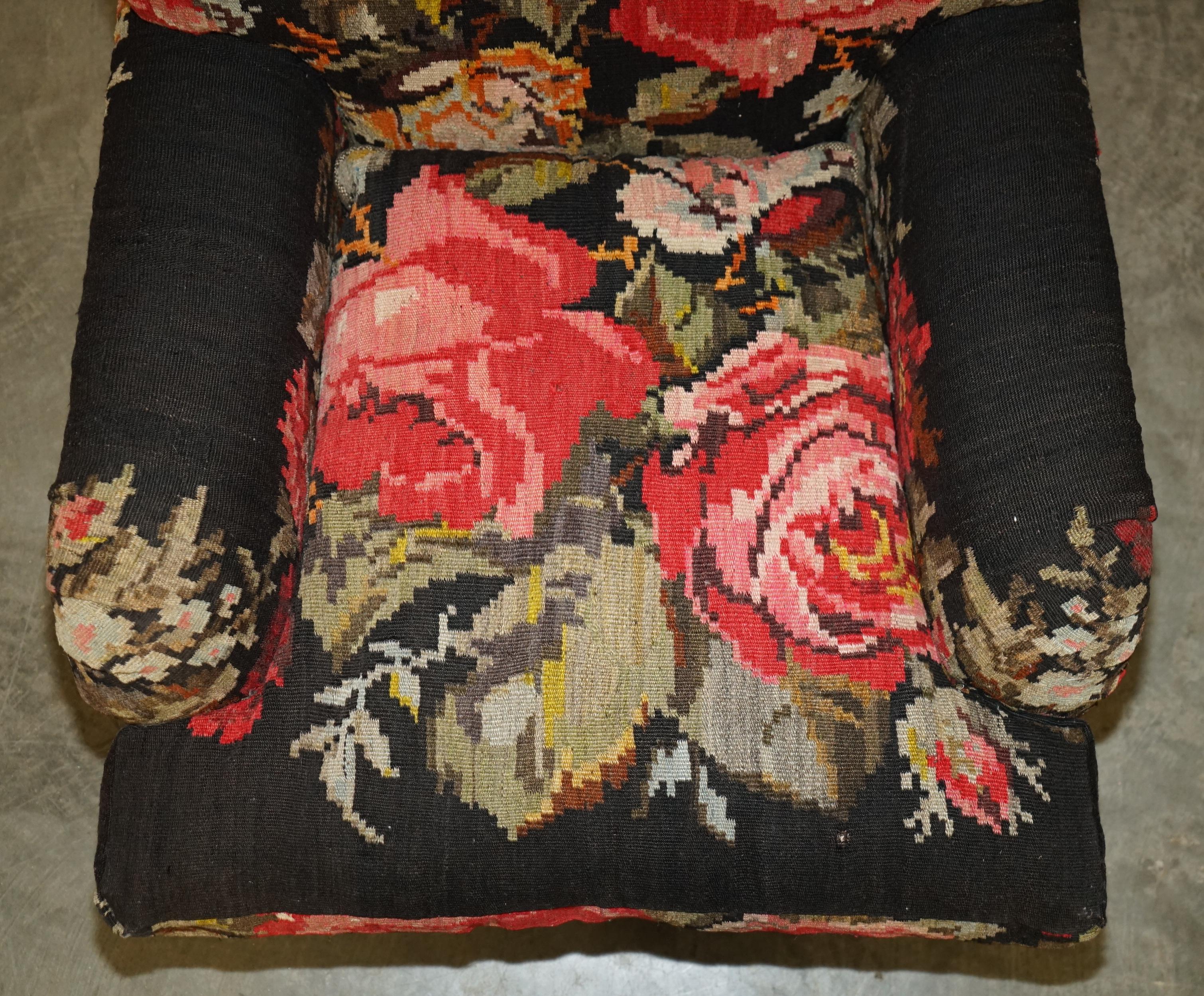 Hand-Crafted STUNNING ViNTAGE HOWARD & SON'S GEORGE SMITH STYLE ARMCHAIR FLORAL UPHOLSTERY