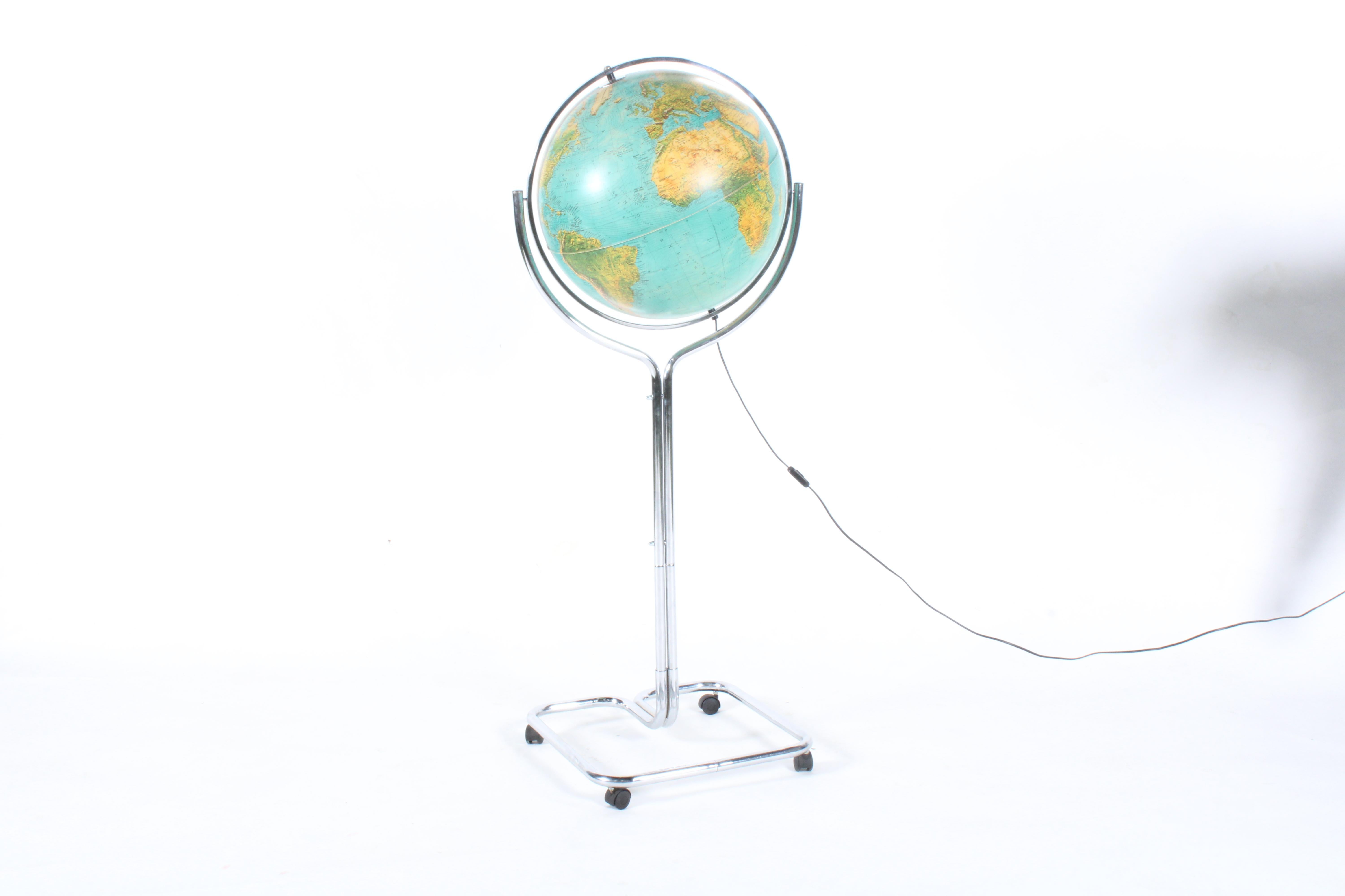 Superbe globe italien autoportant par Ricoscope Florence, livraison gratuite Bon état à Portlaoise, IE