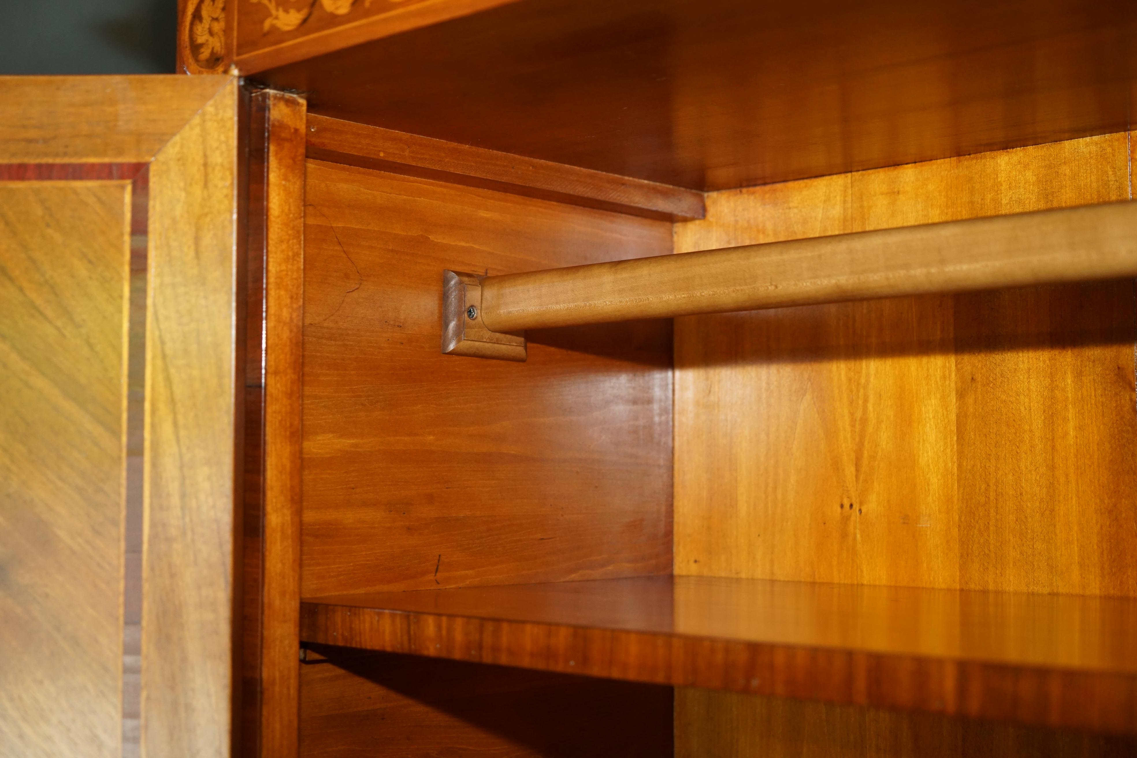 STUNNING ViNTAGE ITALIAN MARQUEtry INLAID WARDROBE ARMOIRE OR HALL CUPBOARD im Angebot 12