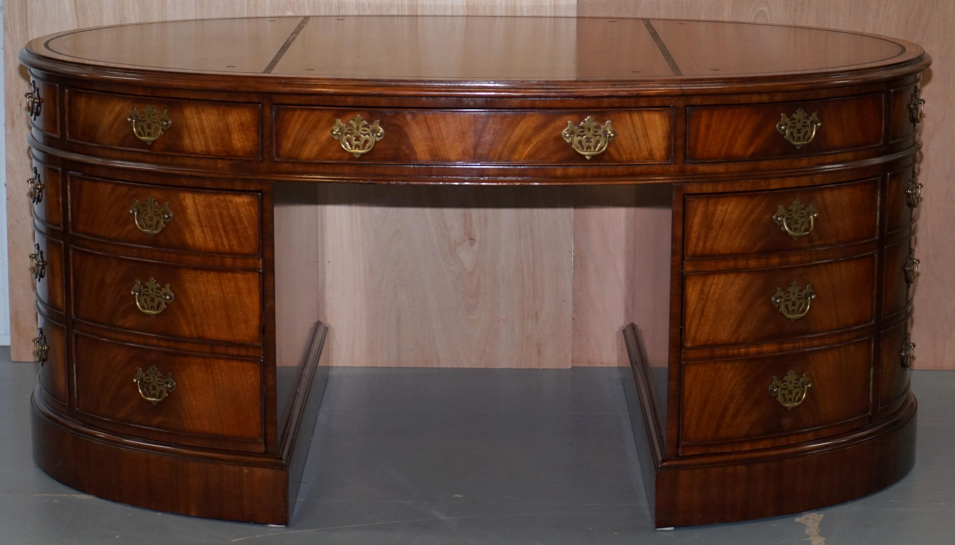 Stunning Vintage Mahogany Oval Twin Pedestal Partner Desk Drawers All Round 2