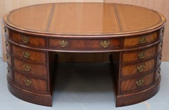 Stunning Vintage Mahogany Oval Twin Pedestal Partner Desk Drawers All Round
