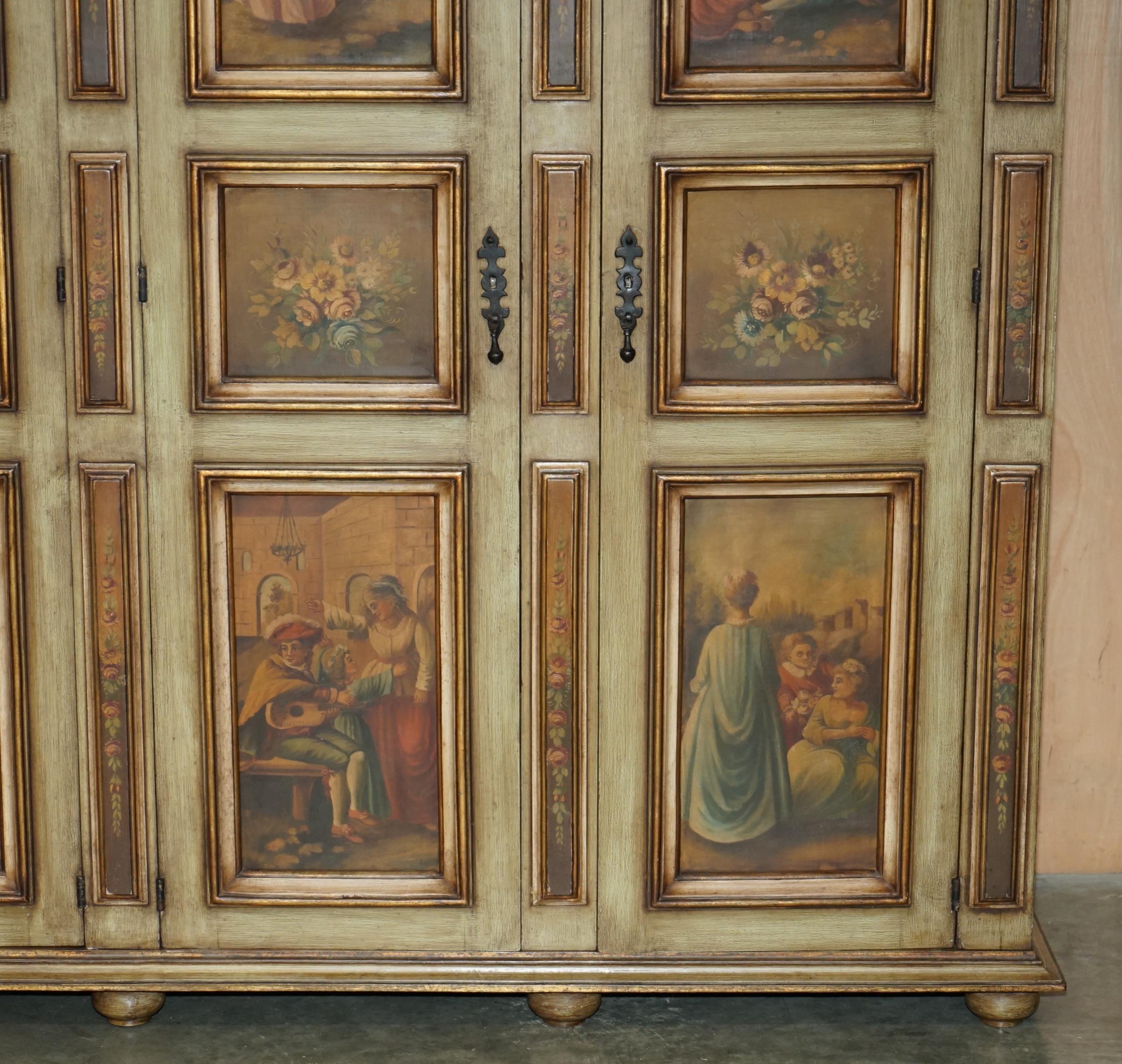 impresionante armario de madera de roble italiano de época para el servicio doméstico o armario con dos cajones en venta 2