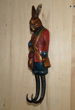 STUNNING ViNTAGE PAINTED BLACK FOREST HAND CARVED RABBIT WHIP HOOK GLASS EYES