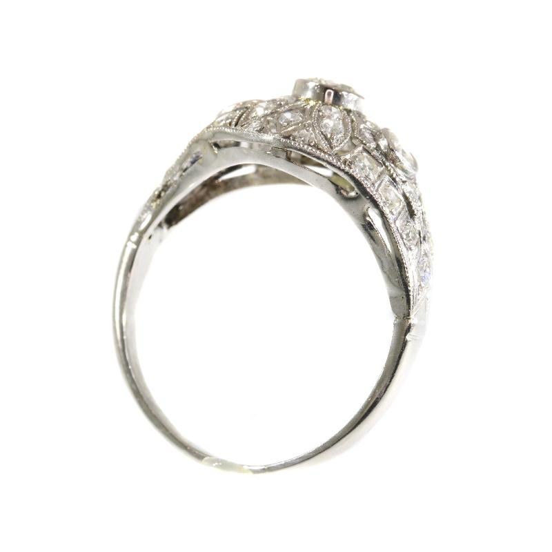 Stunning Vintage Platinum 1.74 Carat Diamond Engagement Ring Slightly Domed For Sale 2