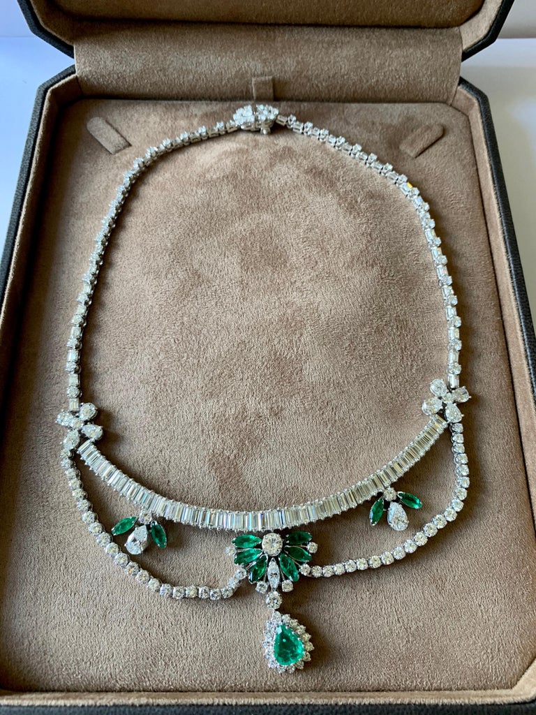 Platinum emerald necklace clearance