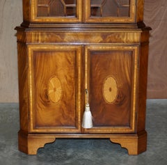 Stunning Vintage Sheraton Revival Astral Glazed Inlaid Corner Bookcase Cabinet