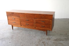 Stunning Vintage Two-Tone  Mid-Century Modern Walnut Dresser