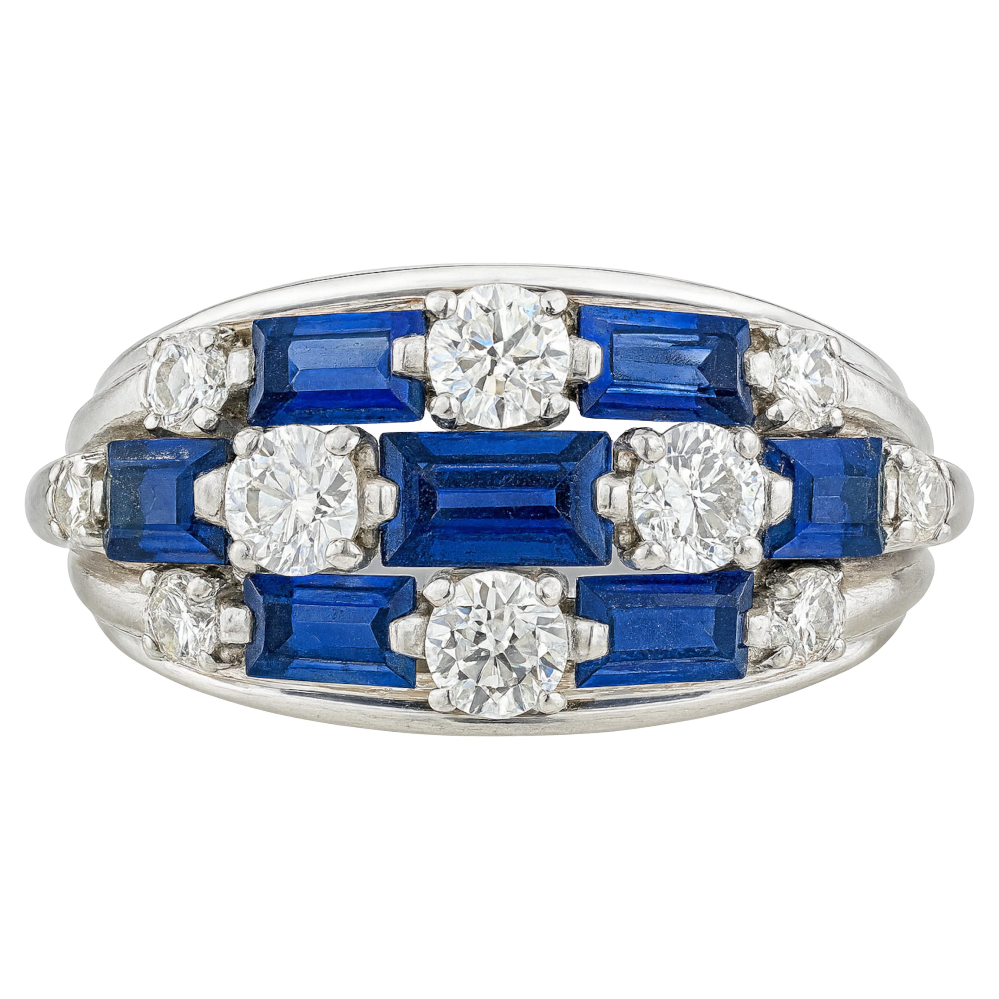 Superbe bague vintage Van Cleef
Arpels en platine avec diamants et saphirs