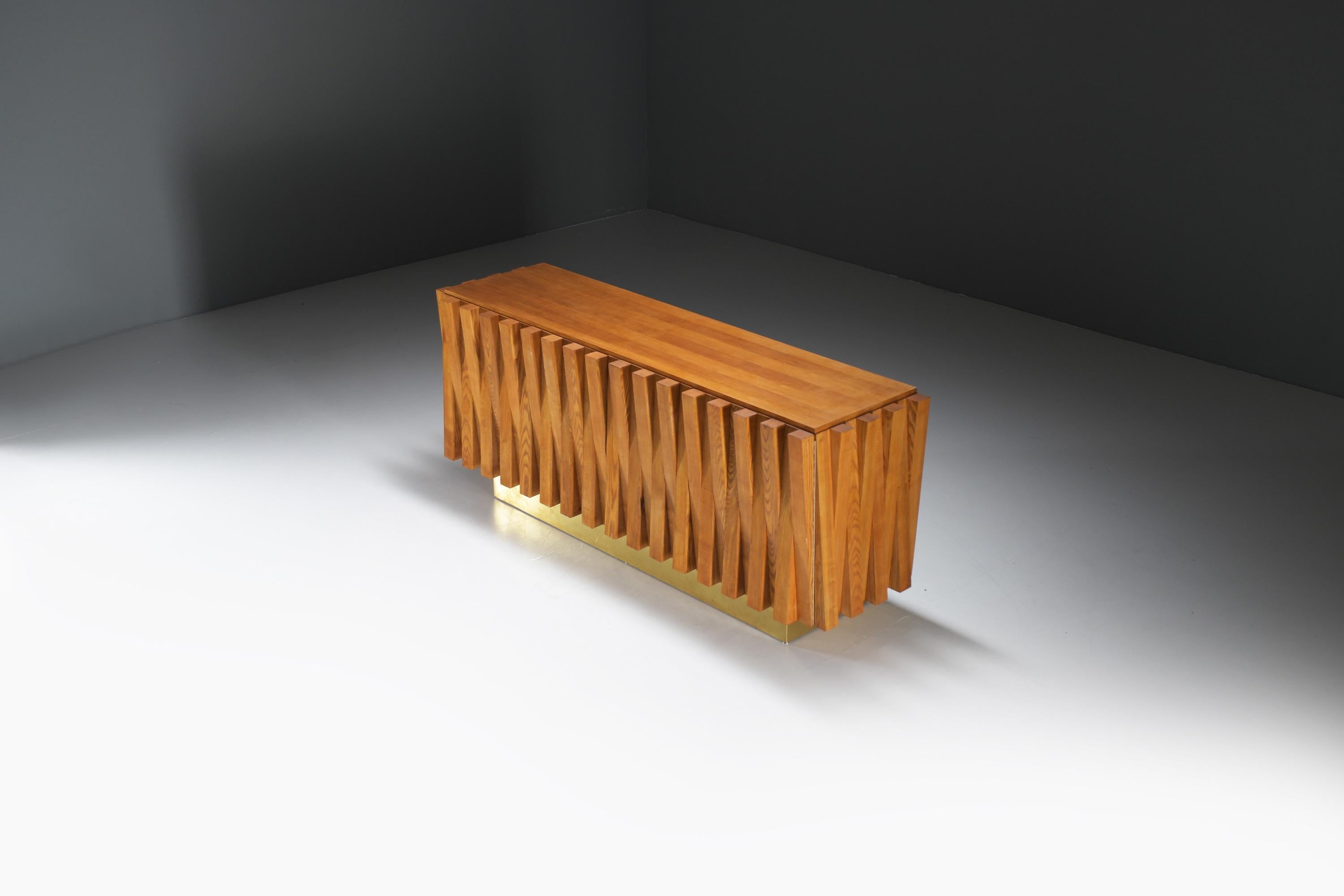 italien Superbe buffet en bois vintage de L.A. Studi Italie en vente