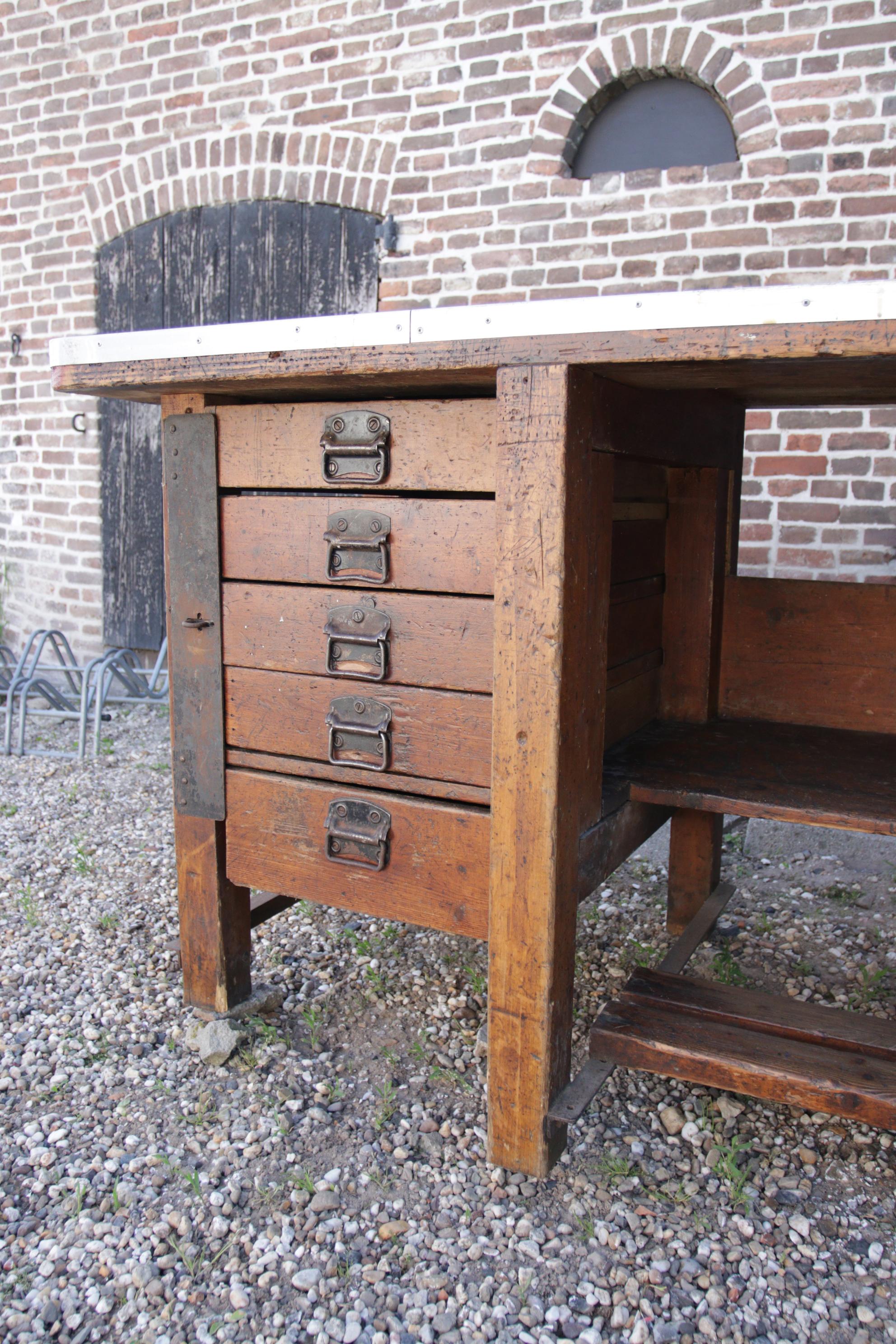 Stunning Vintage Work Table, Workbench with 10 Lockable Drawers 7