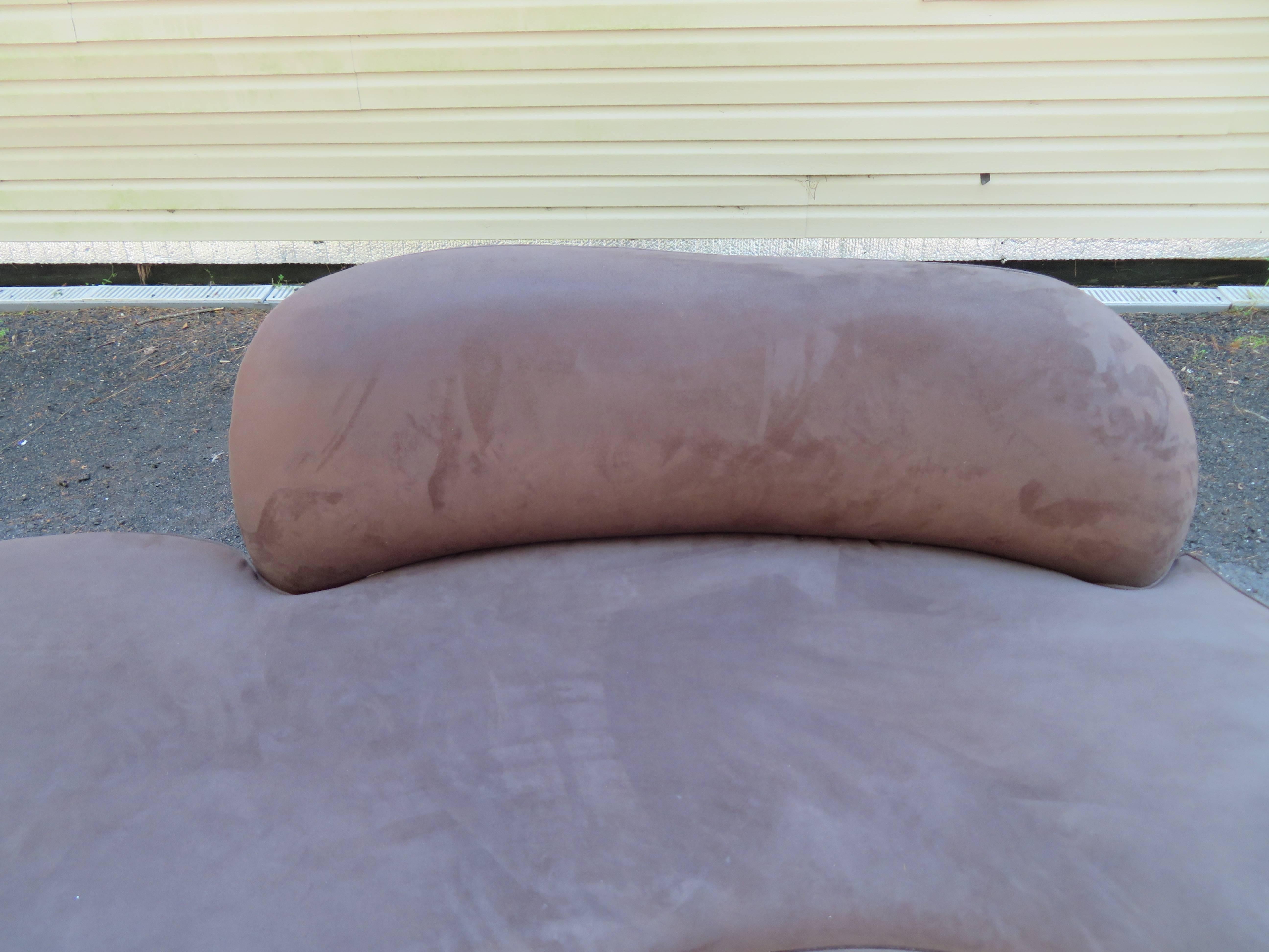 Stunning Vladimir Kagan Curved Serpentine Cloud Sofa Mid-Century Modern In Good Condition In Pemberton, NJ