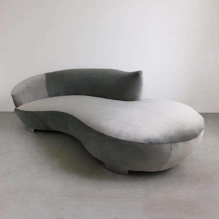 Stunning Vladimir Kagan Grey Cloud Chaise Lounge Sofa In Good Condition For Sale In Dallas, TX
