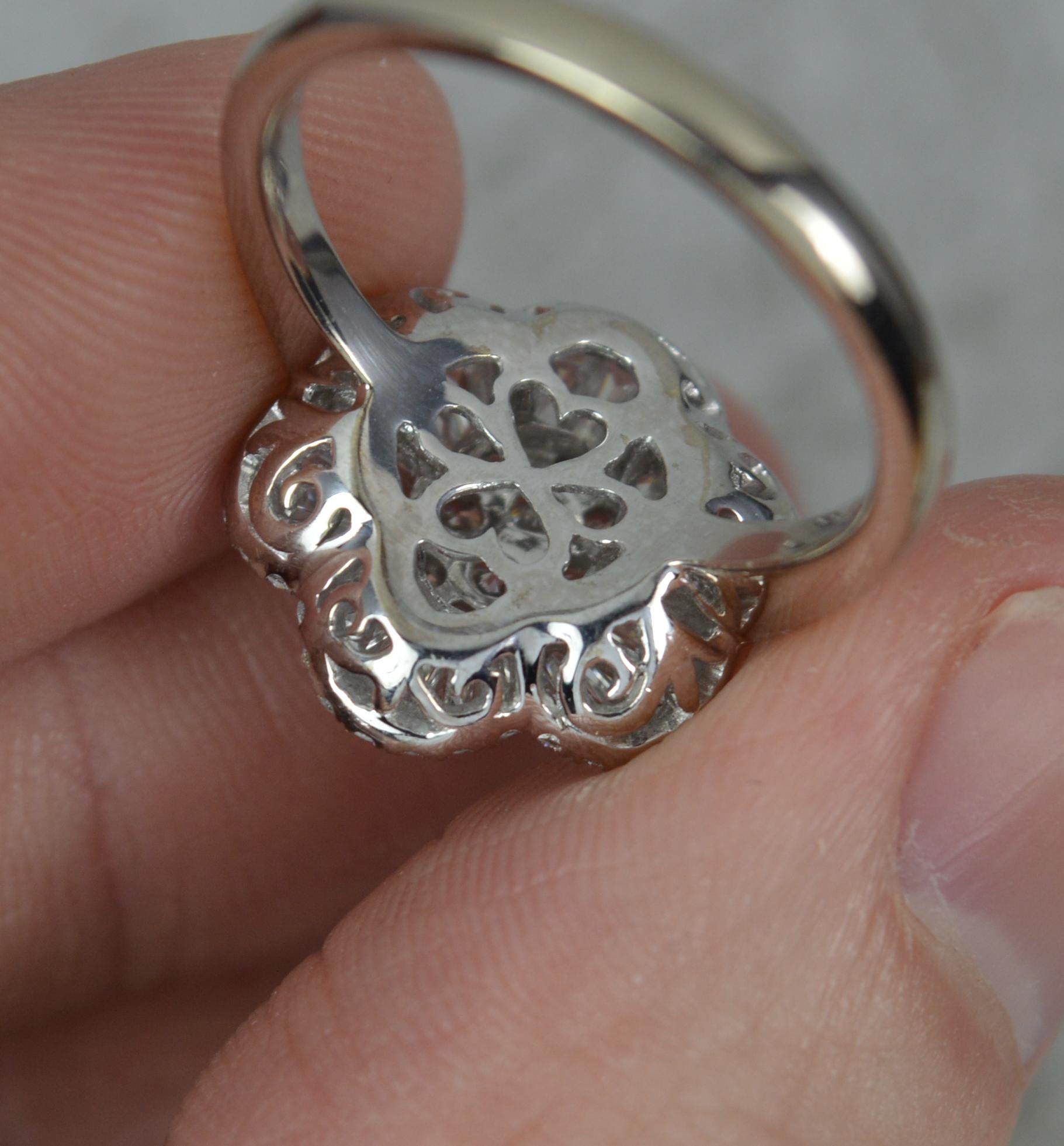 Stunning VS 1.75 Carat Diamond and 18 Carat White Gold Flower Cluster Ring In Excellent Condition In St Helens, GB