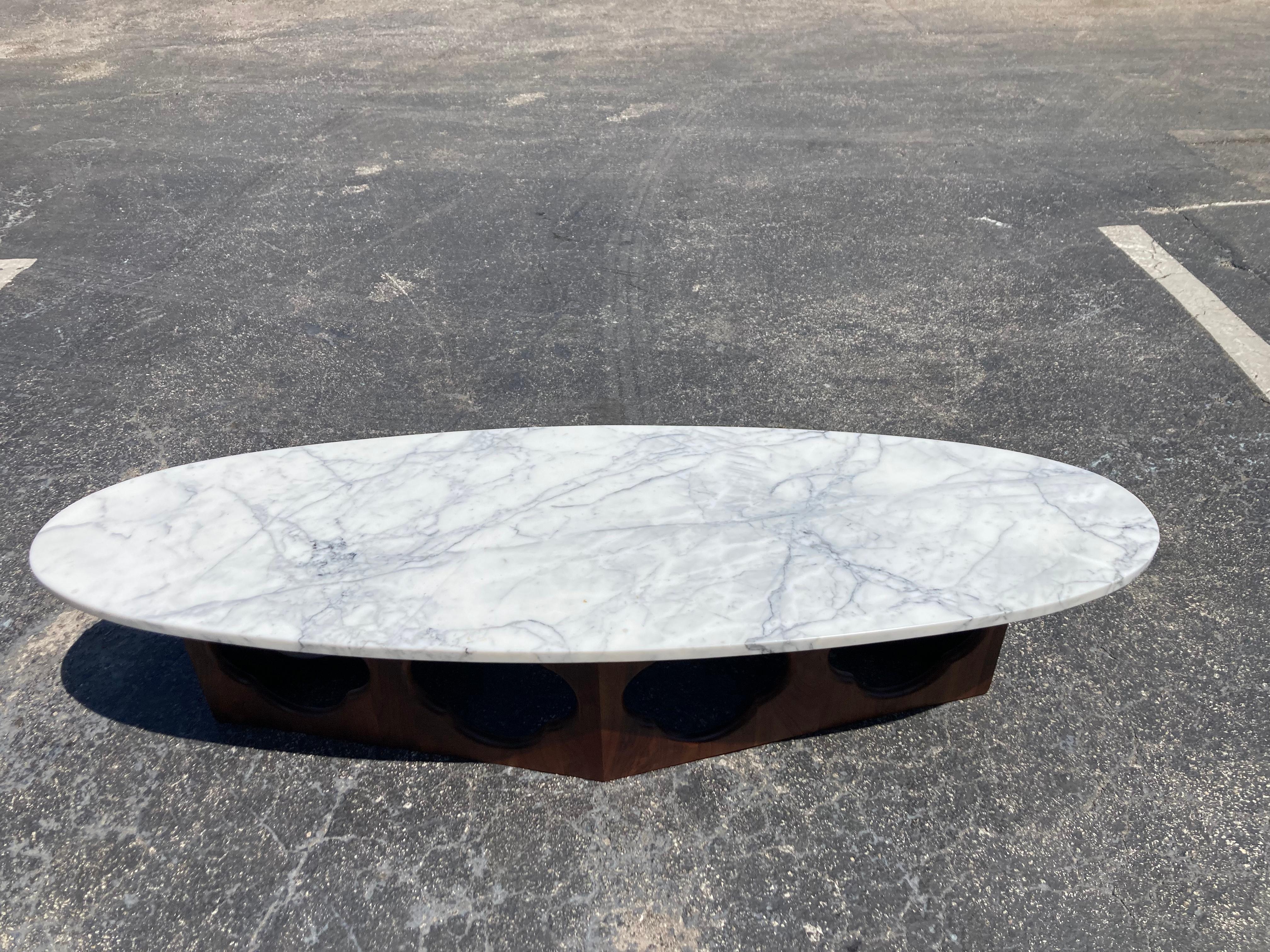 Mid-Century Modern Stunning Walnut and Marble Coffee Table, USA 1950s For Sale