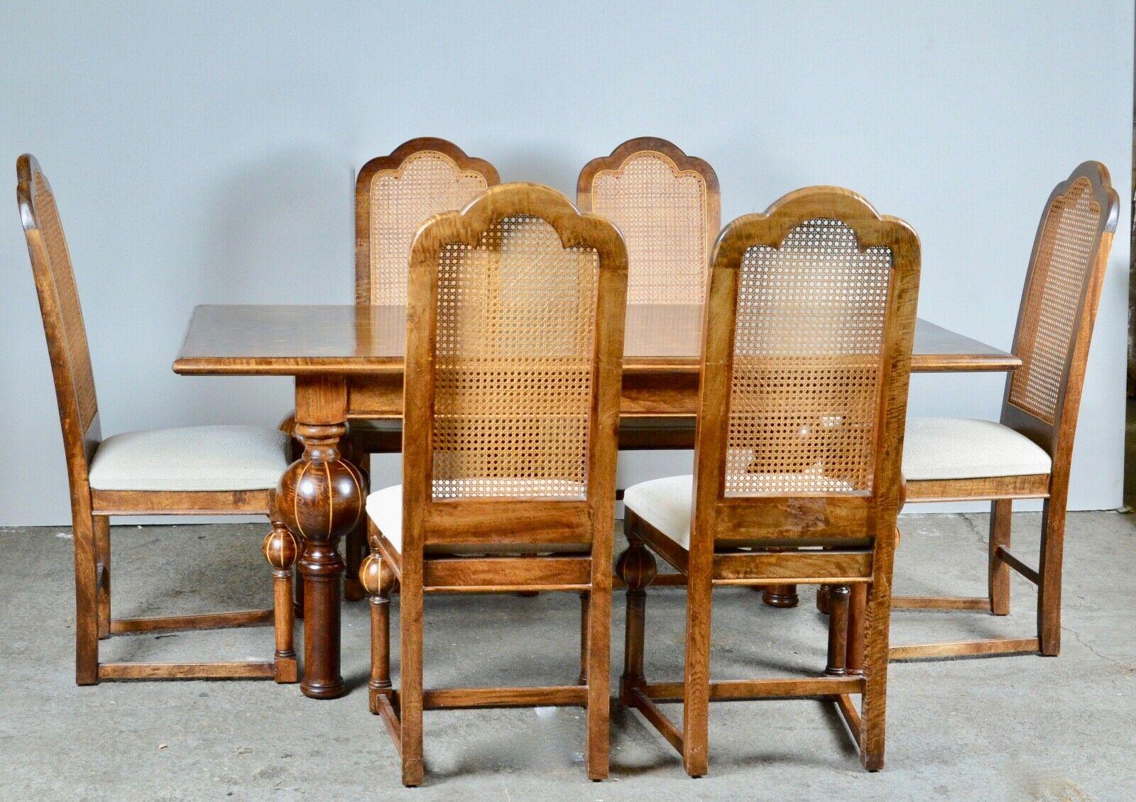 Stunning Walnut Parquetry Inlaid Dining Table and Set of 6 Chairs, Bulbous Legs For Sale 1