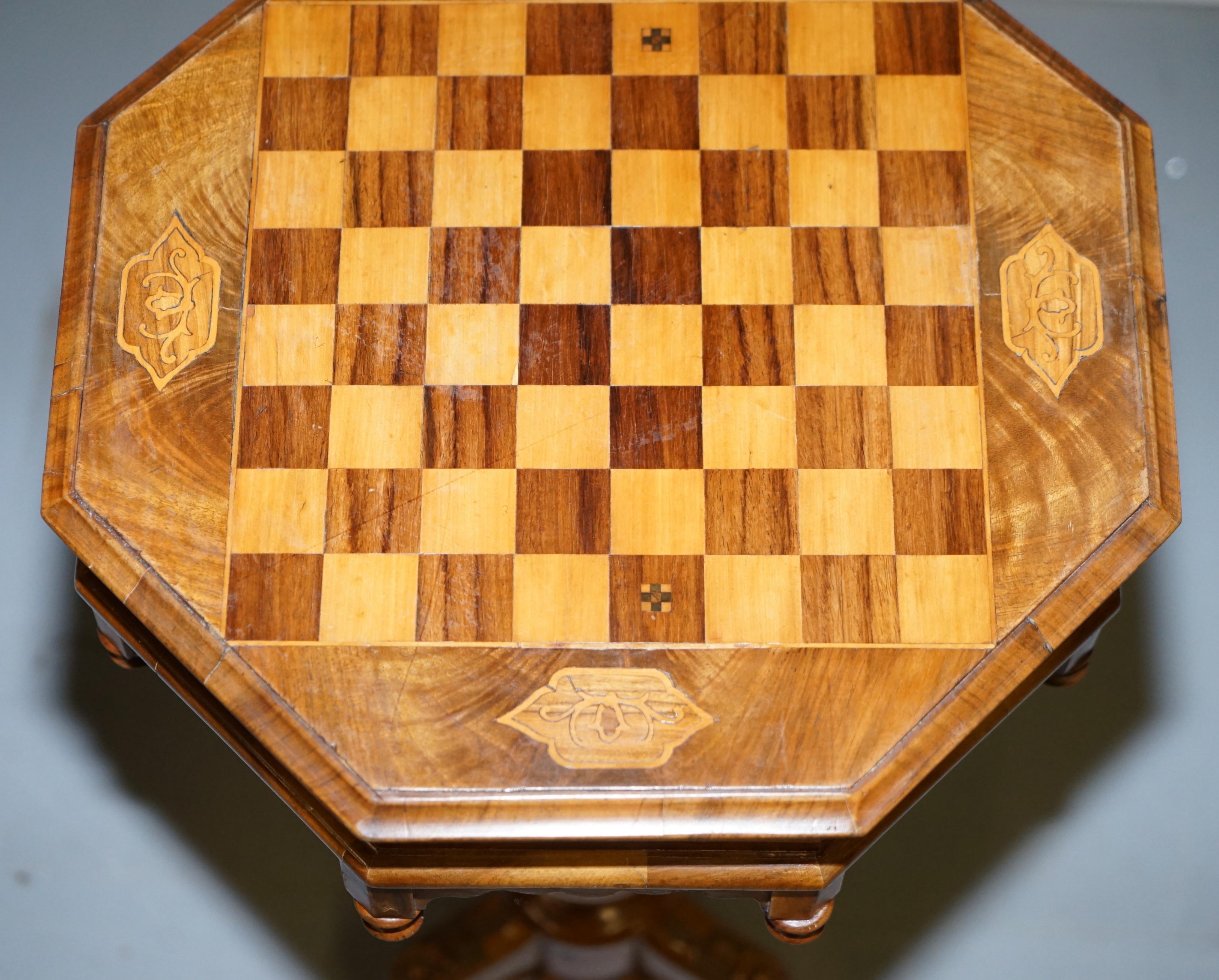 English Stunning Walnut Victorian Sewing or Work Box Chess Games Table Great Lamp Wine