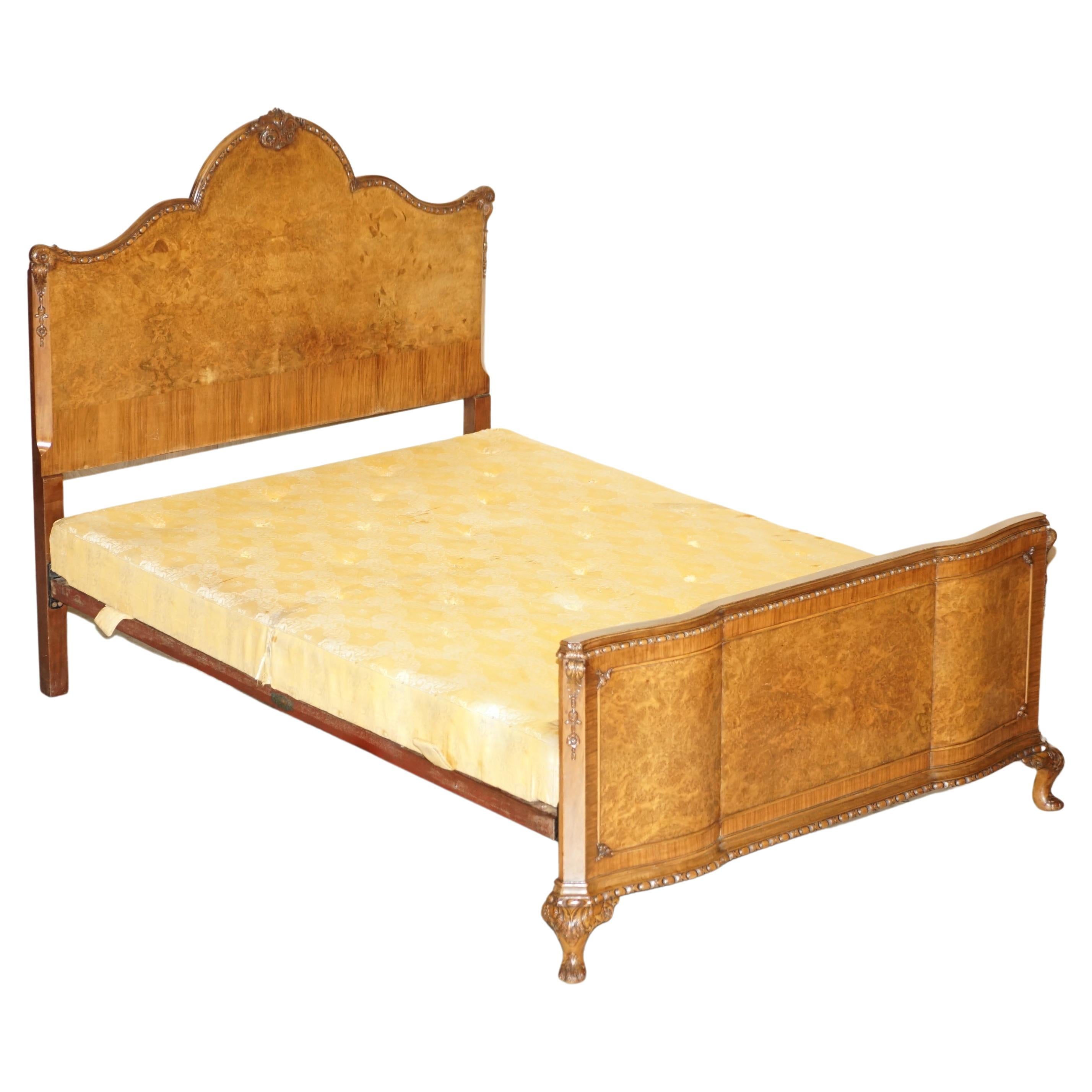 STUNNING WARING & GILLOWS HARRODS LONDON CiRCA 1950'S BURR WALNUT BED STEAD For Sale