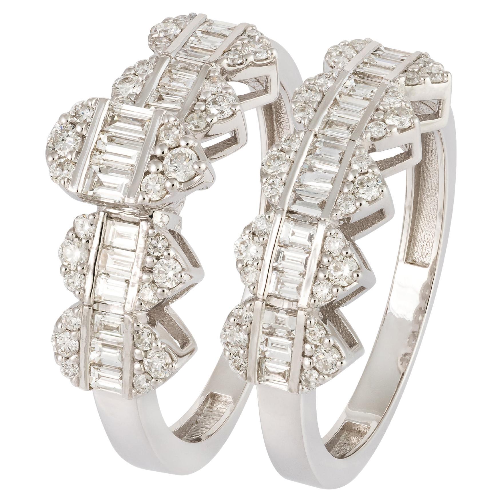 For Sale:  Stunning White 18K Gold White Diamond Ring For Her