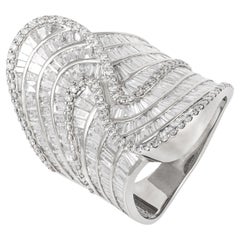 Stunning White 18K Gold White Diamond Ring for Her