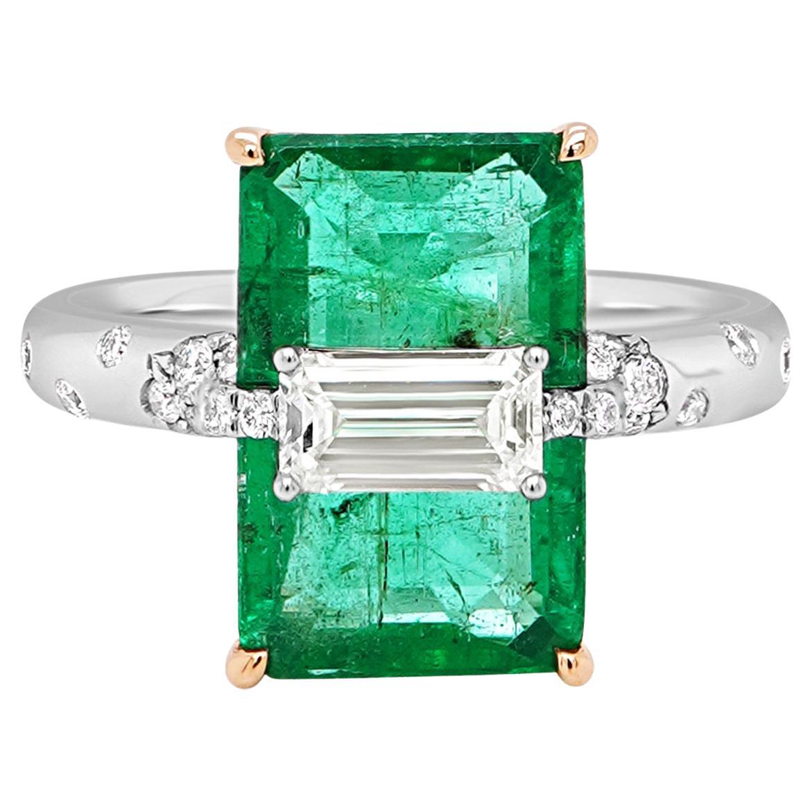 Stunning White Diamond On 4.28 Carat Emerald ''Like A Crown'' 18K Ring