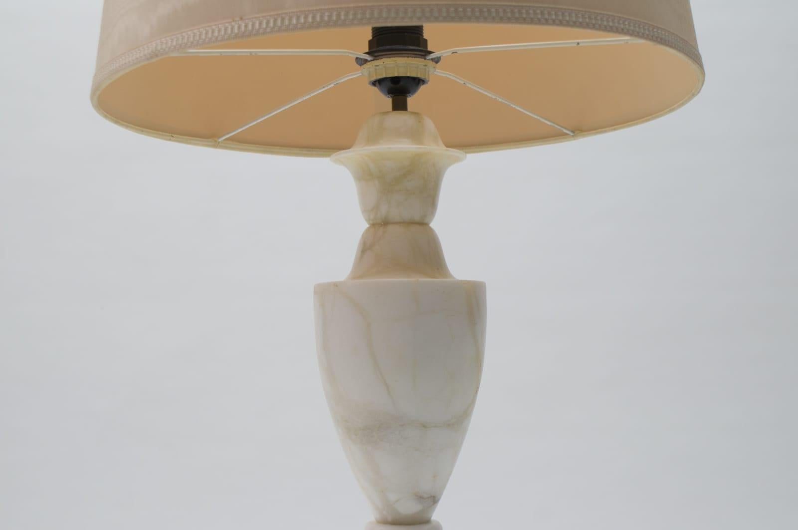 Stunning White Italian Marble Floor Lamp, 1960s For Sale 8