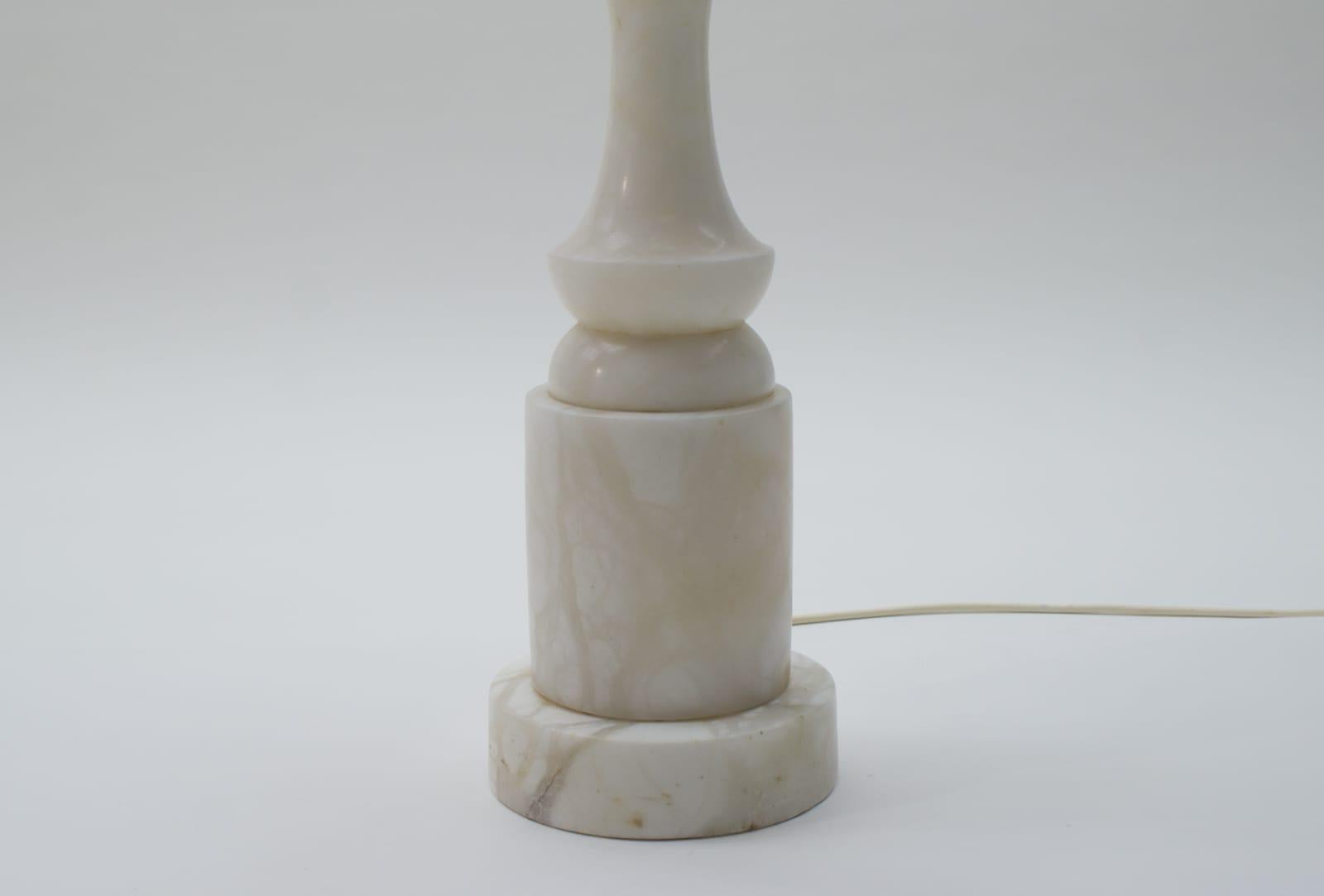Stunning White Italian Marble Floor Lamp, 1960s For Sale 9