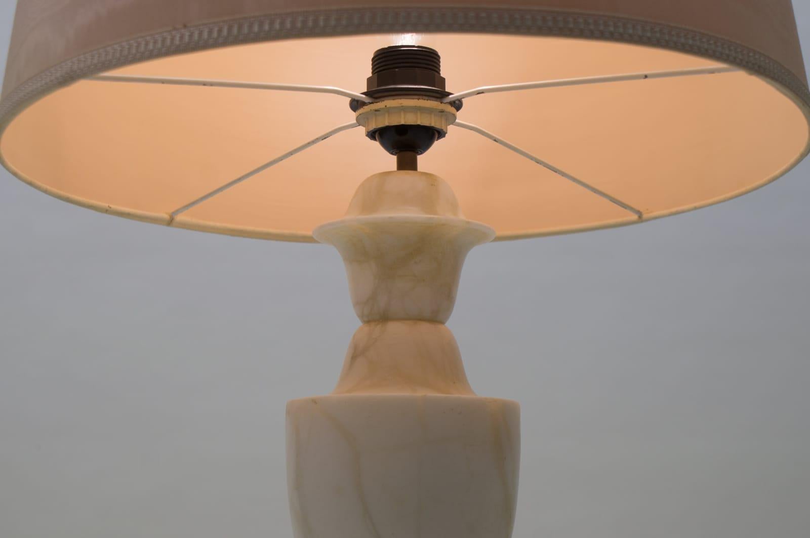 Stunning White Italian Marble Floor Lamp, 1960s For Sale 10