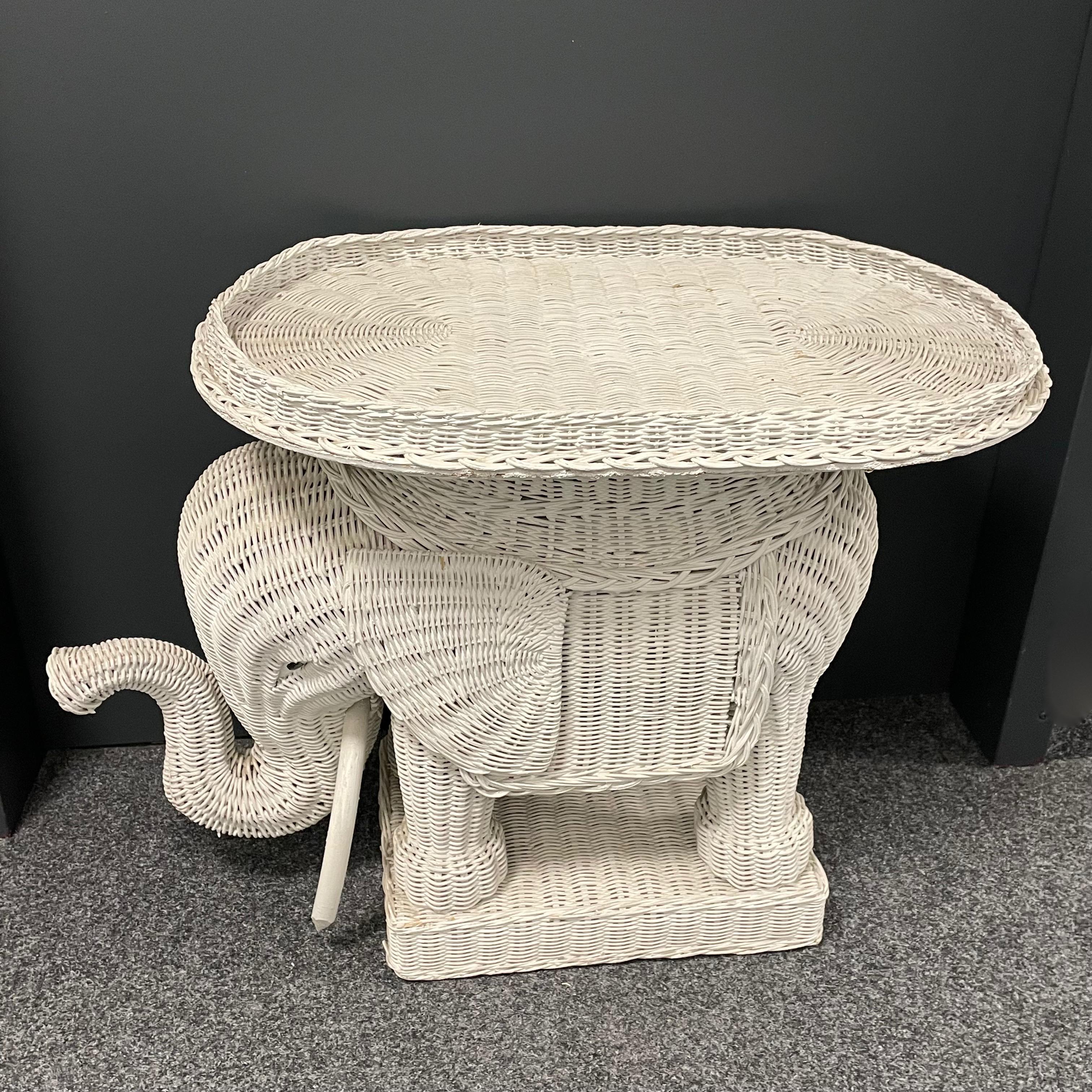 Stunning White Rattan Wicker Elephant Side Table with Tray, France, 1960s 2